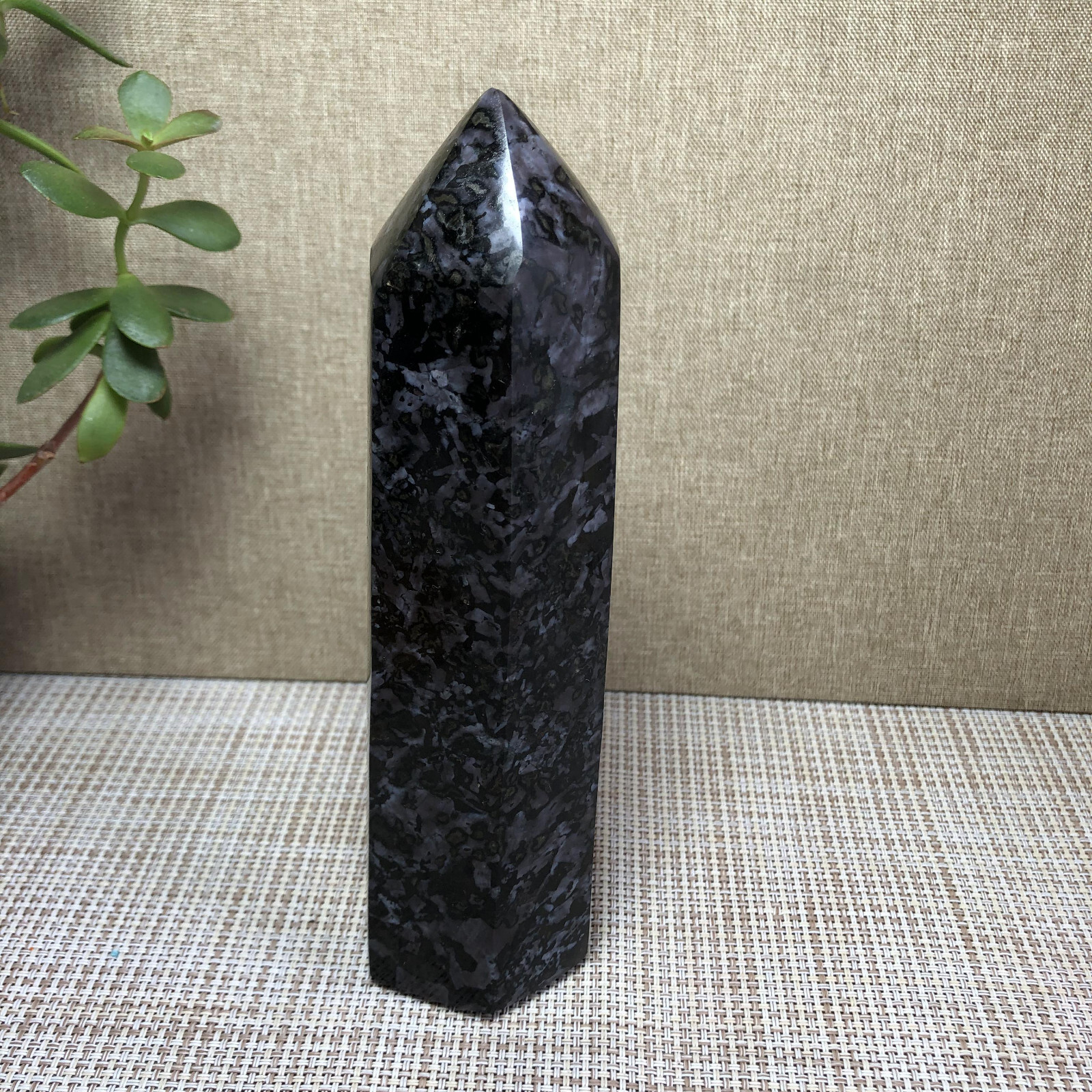 675g Natural Fireworks Stone Crystal Wand Point Healing free standing A2886