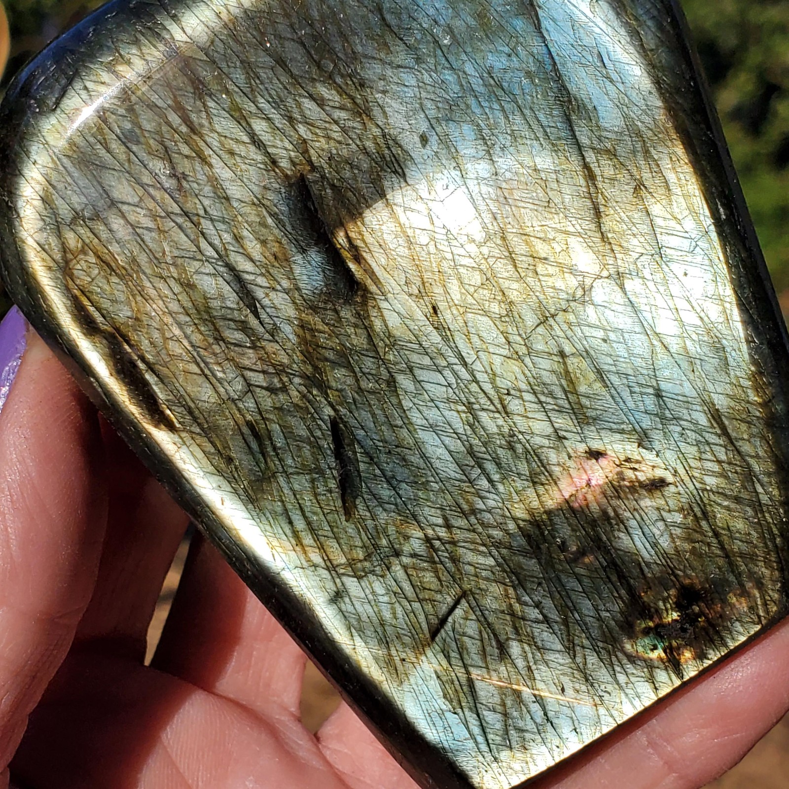 NO WAY! Double Colors on One Side Full Face Silver Green Labradorite Flash 340