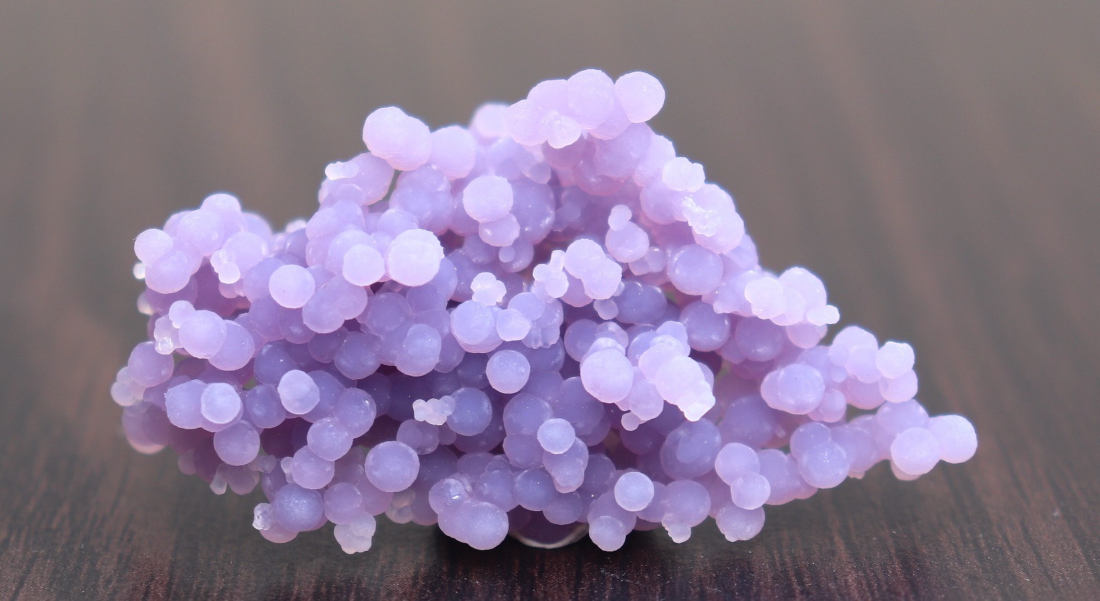 Grape Agate From Indonesia Satiny Purple Color WOW 5.2 cms (: