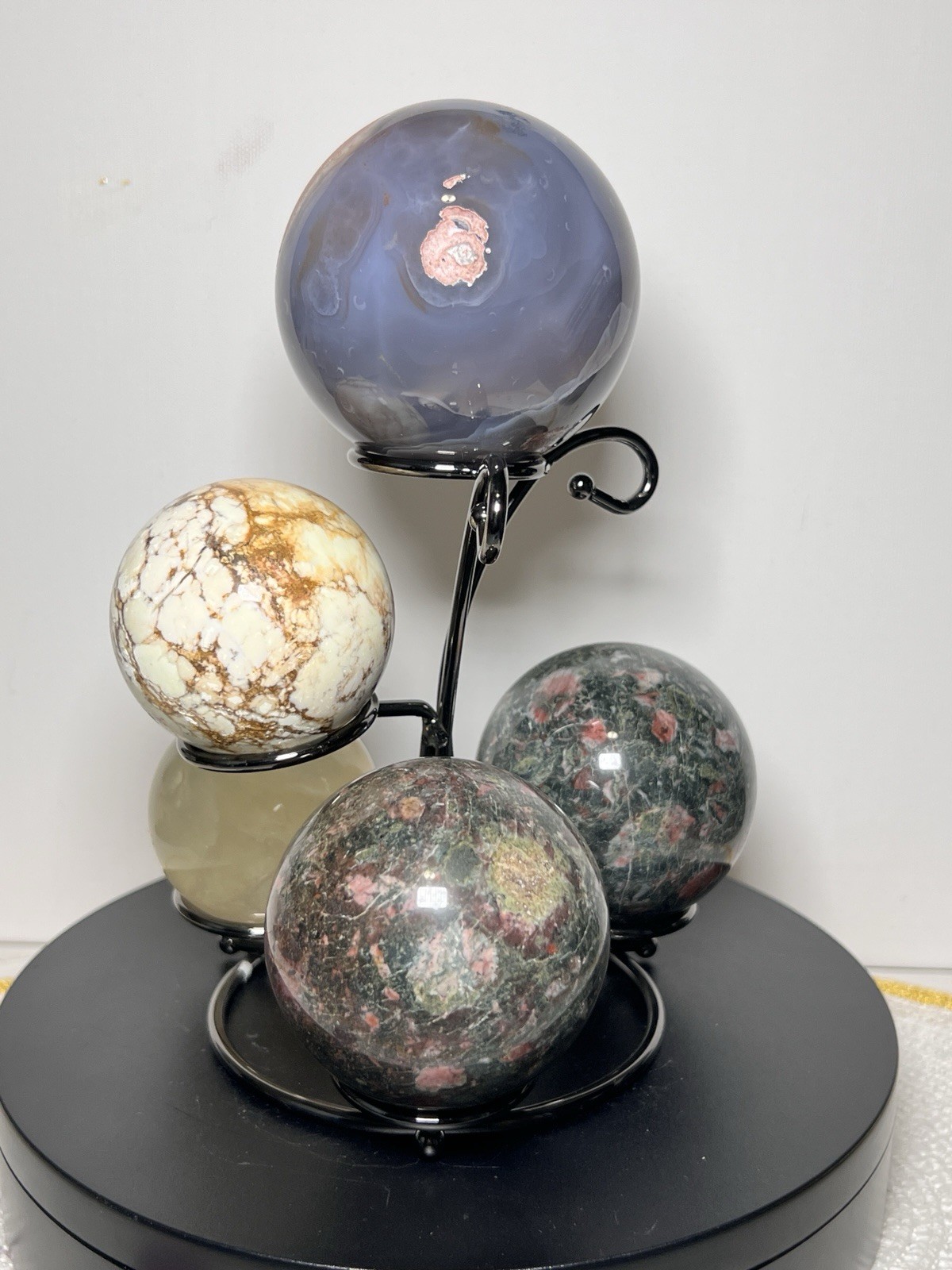 Sphere Holder – Black Holds 5 Spheres Sizes 71mm – 52mm