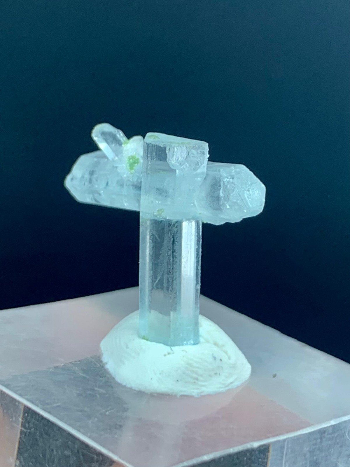 07 Carats Transparent Cross Aquamarine Crystal Specimen From Shigar Pakistan