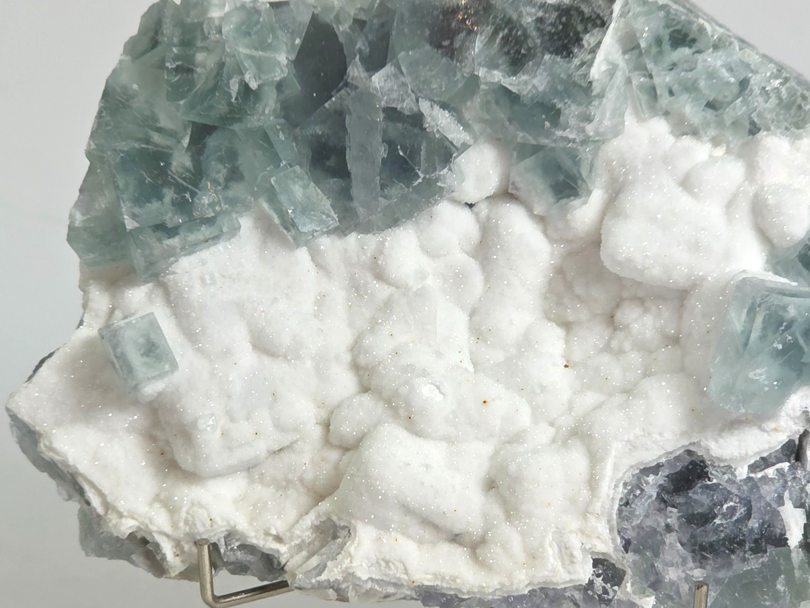 Fluorite, Yaogangxian, Hunan, China F-17