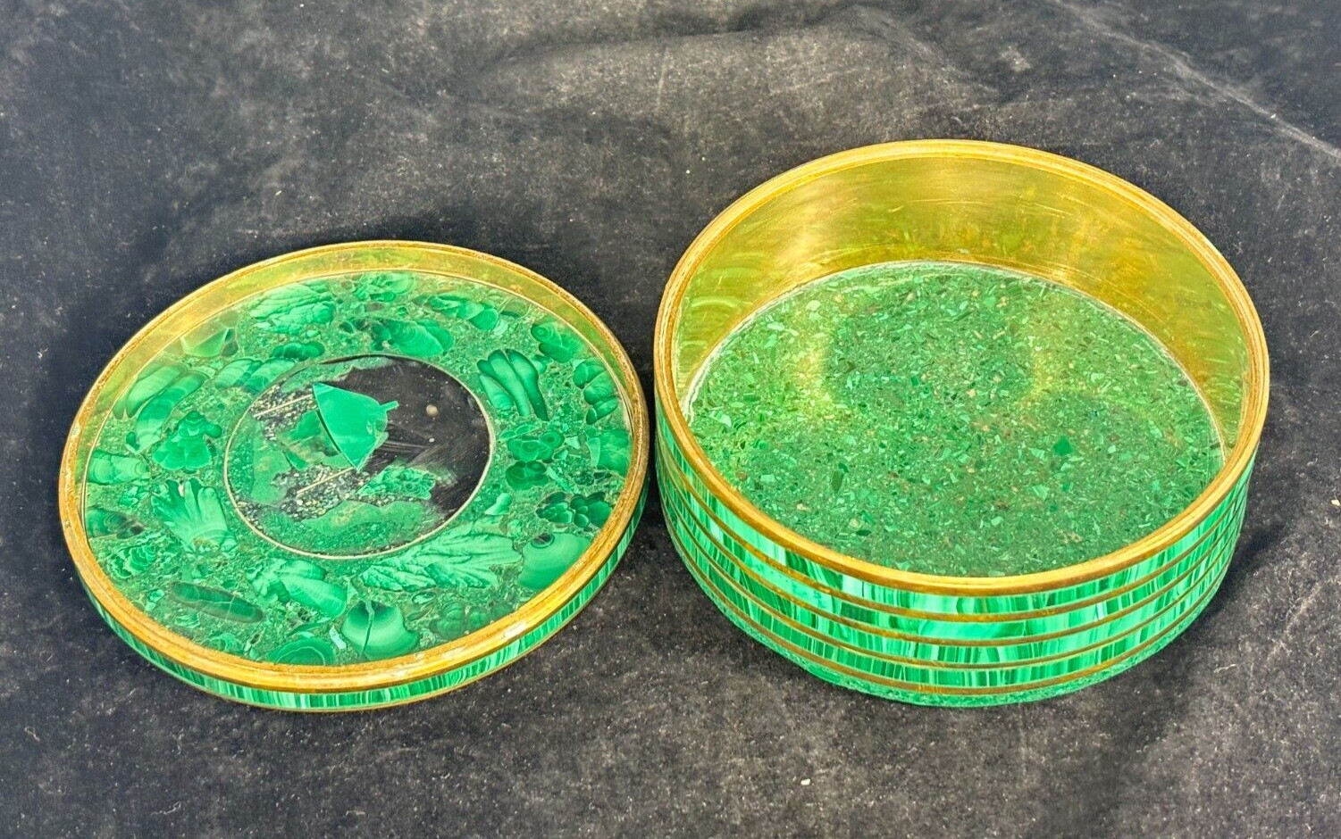 Vintage Green Malachite & Brass Round Box from Congo – Pietra Dura Scene on Top