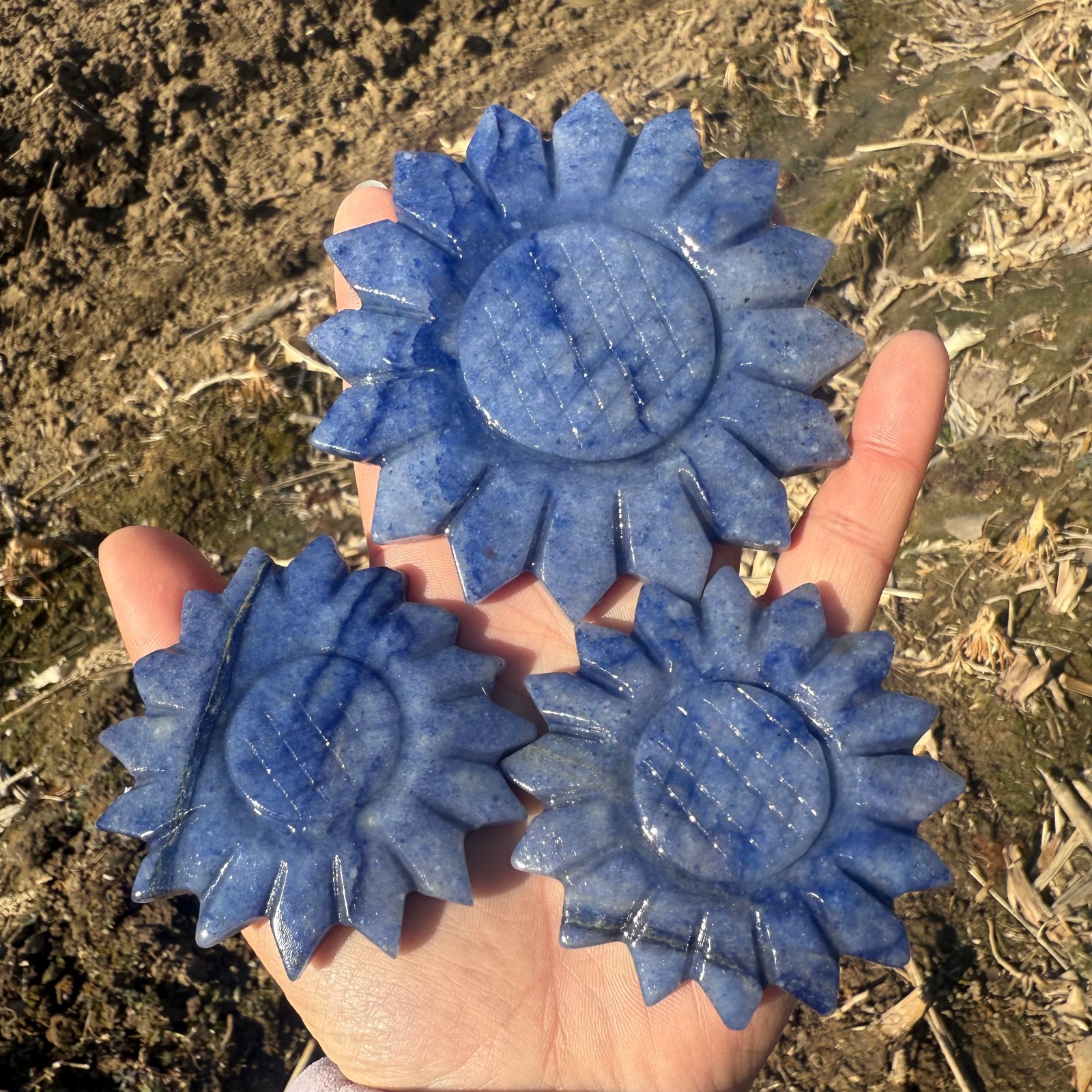 400g Natural Blue Dongling quartz crystal carved Sunflower Decor Gift