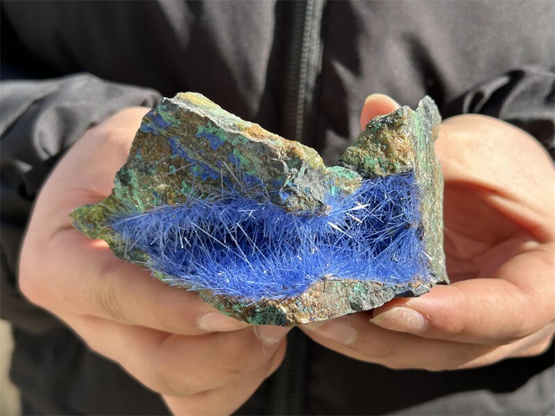 0.68LB Natural Blue Goethite Quartz Cave Mineral Specimens Reiki Healing XL3103
