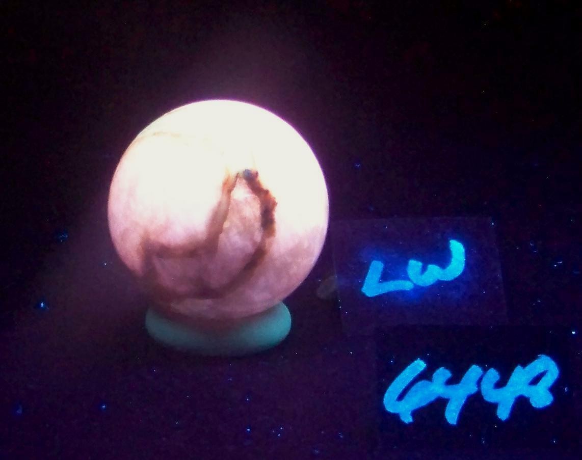 Fluorescent Boquillas Calcite 38mm Sphere – Stunning SW LW Mexican Mineral 6448