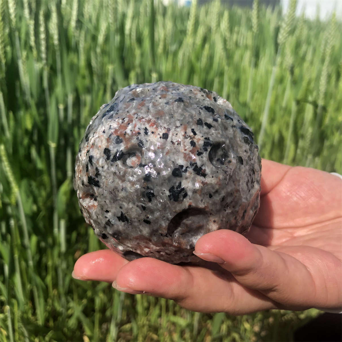 660g Natural Yooperlite Moon Quartz Crystal Sphere Reiki Crystal Ball Decor Gift