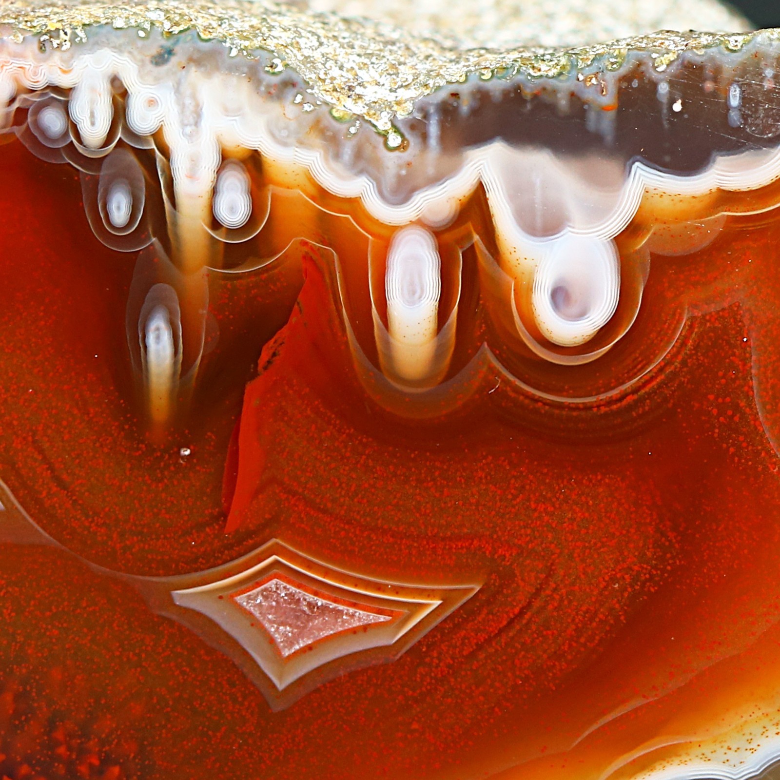 Top Quality Agate from Doubravice, Jicin area, Czech Republic achat Czechia