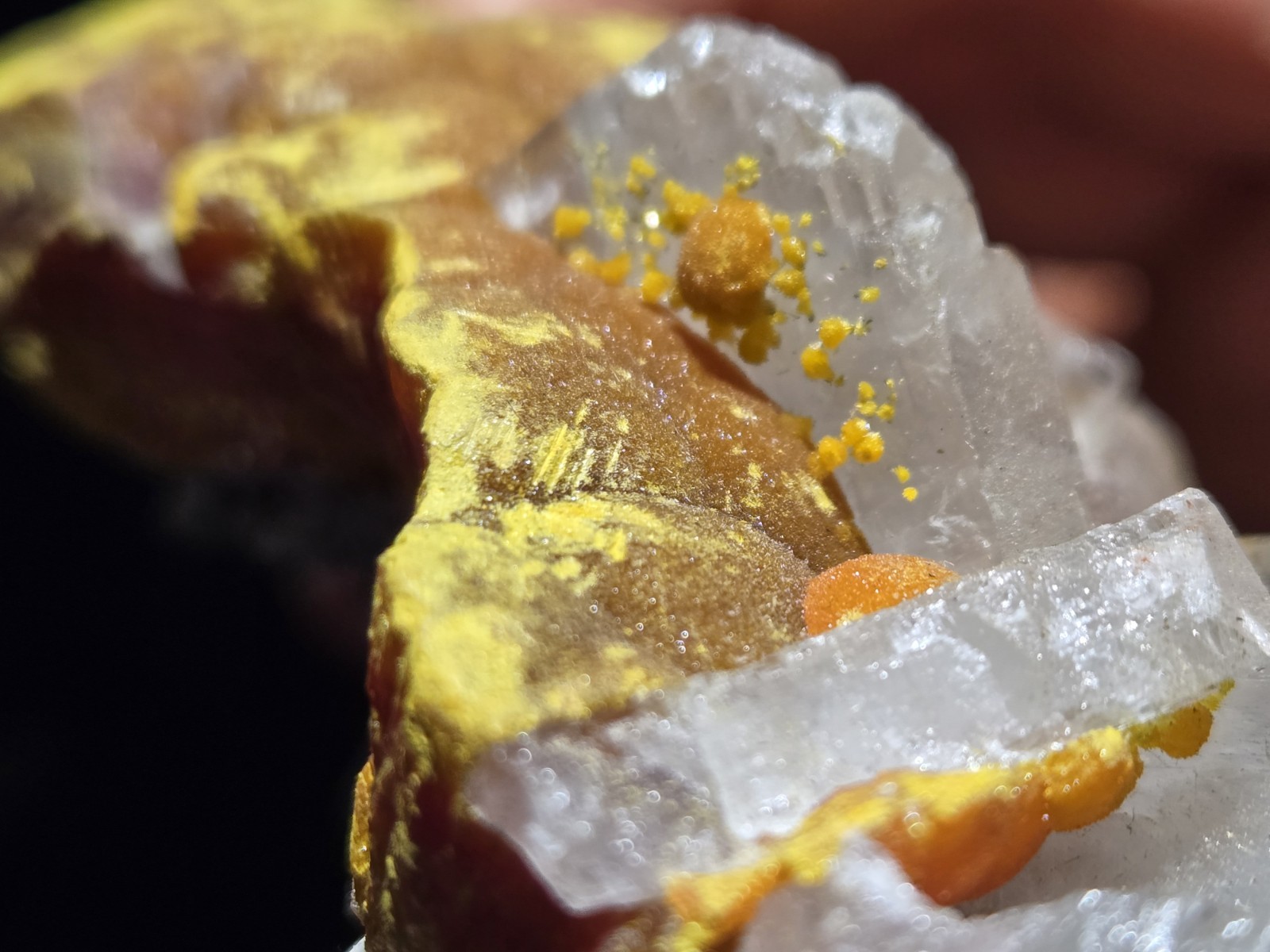 Orpement Realgar Natural Mineral Specimen With Barite and Pyrite 374g Peru 5.25″