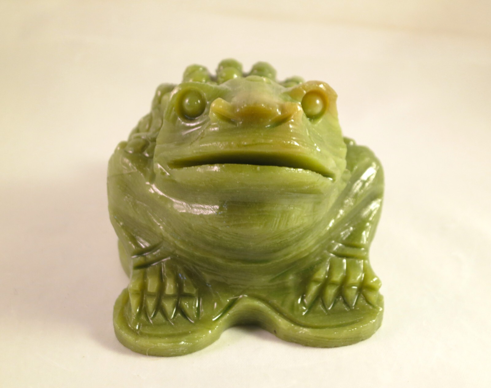 3.6″ GREEN SERPENTINE Carved and Polished TOAD/FROG – PERU