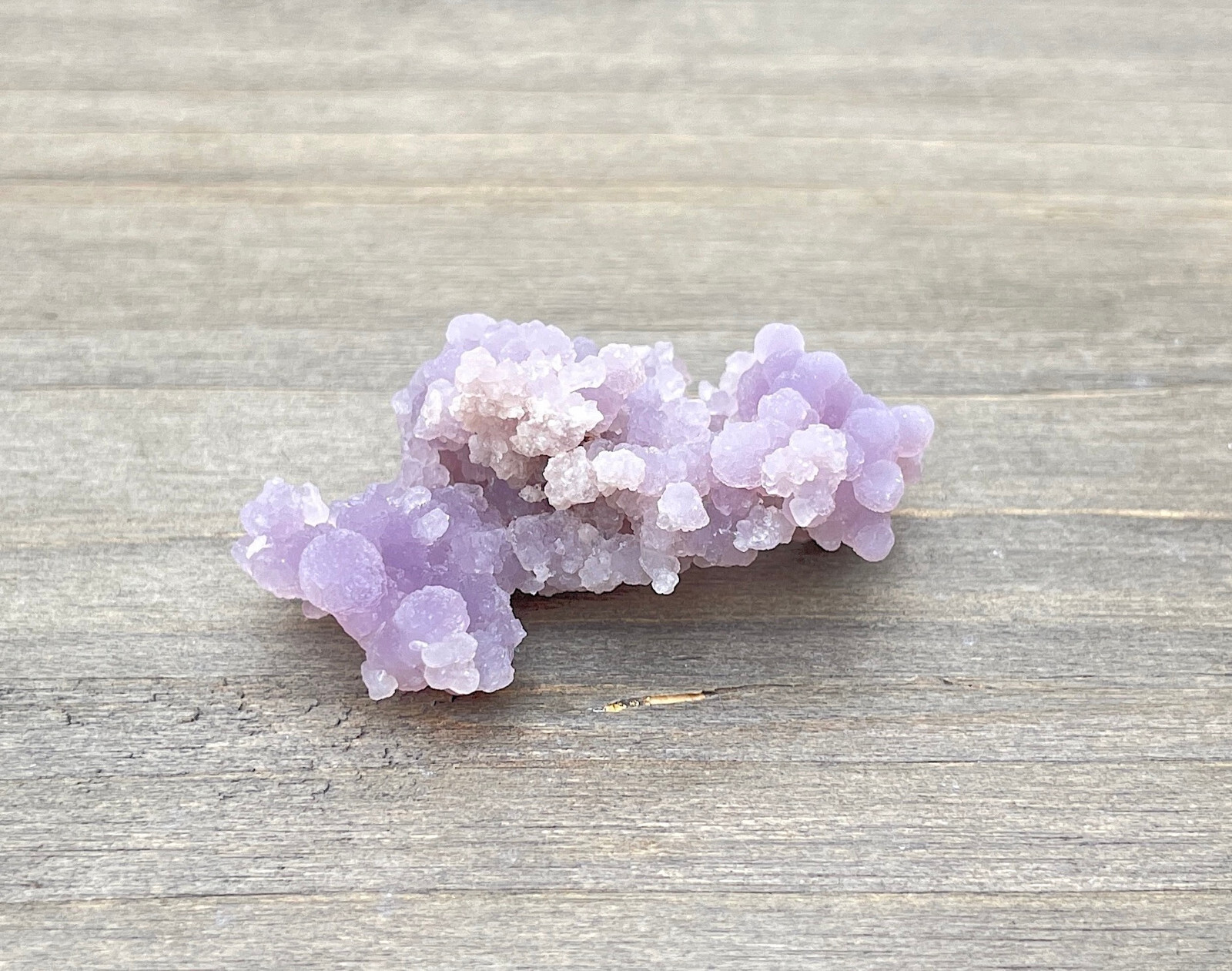Grape Agate Cluster, Super Satiny lilac Purple Grape Agate, Indonesia 4.5 Cm’s