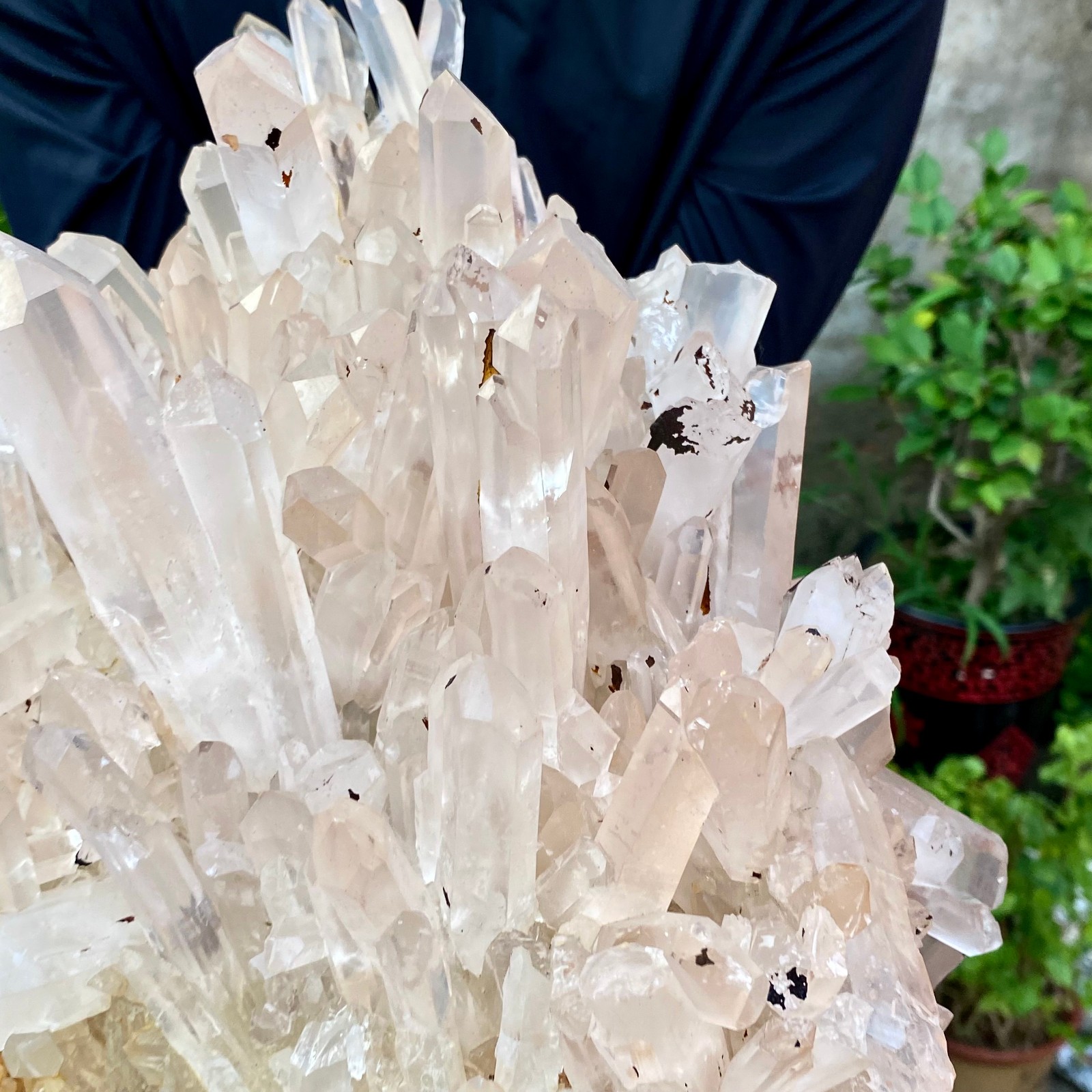 23.69LB ransparent, natural and beautiful white quartz crystal cluste