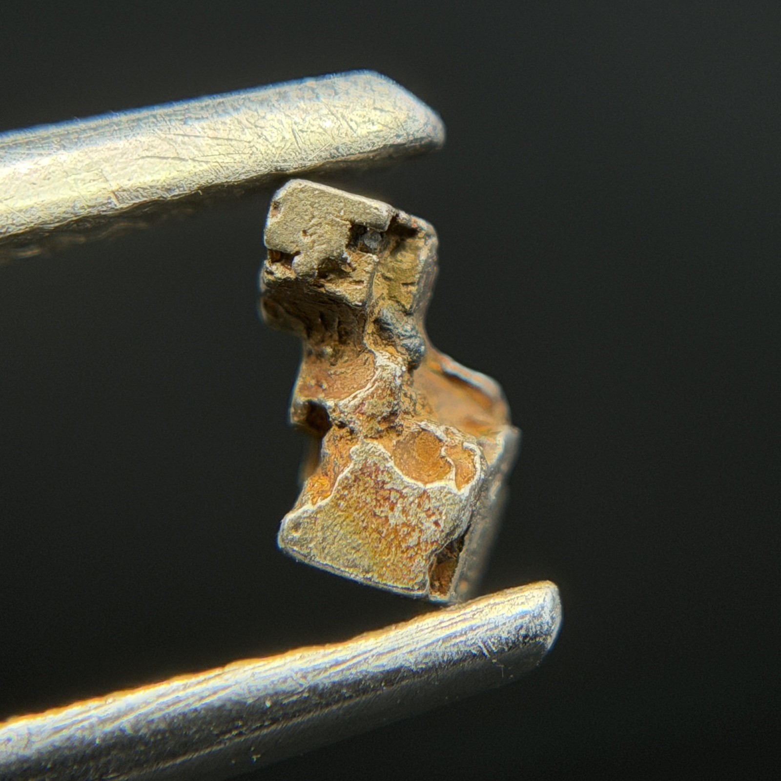 Natural Platinum with Gold Crystal/Rare Nugget/Konder massif, Russia) – 2.065 ct
