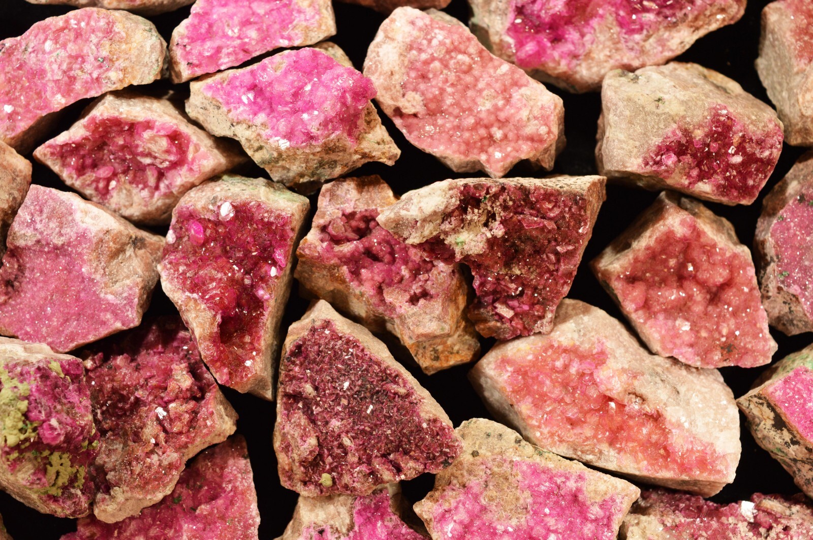COBALTOAN CALCITE Cluster 1 3/4″ 2-4 Oz Rock Mineral Specimen Healing Crystal