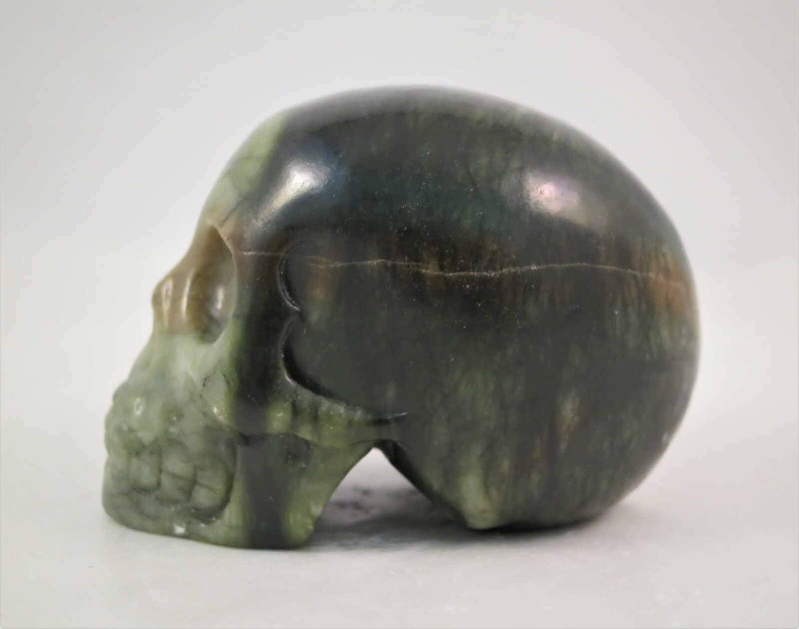 2.2″ GREEN SERPENTINE Carved and Polished SKULL – PERU