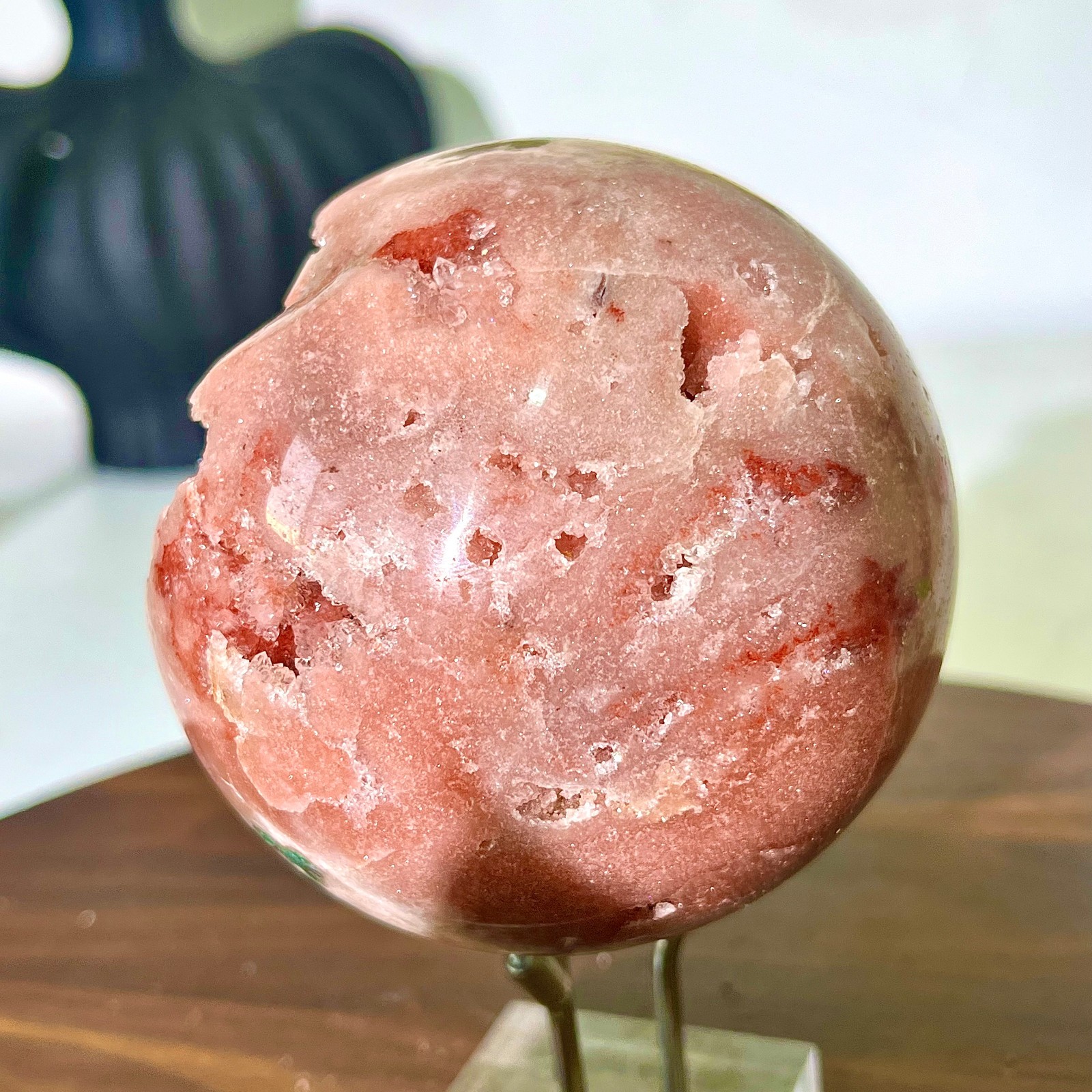 1.36LB Natural Purple Pink Crystal Advanced Cave Spherical Spiritual Decoration