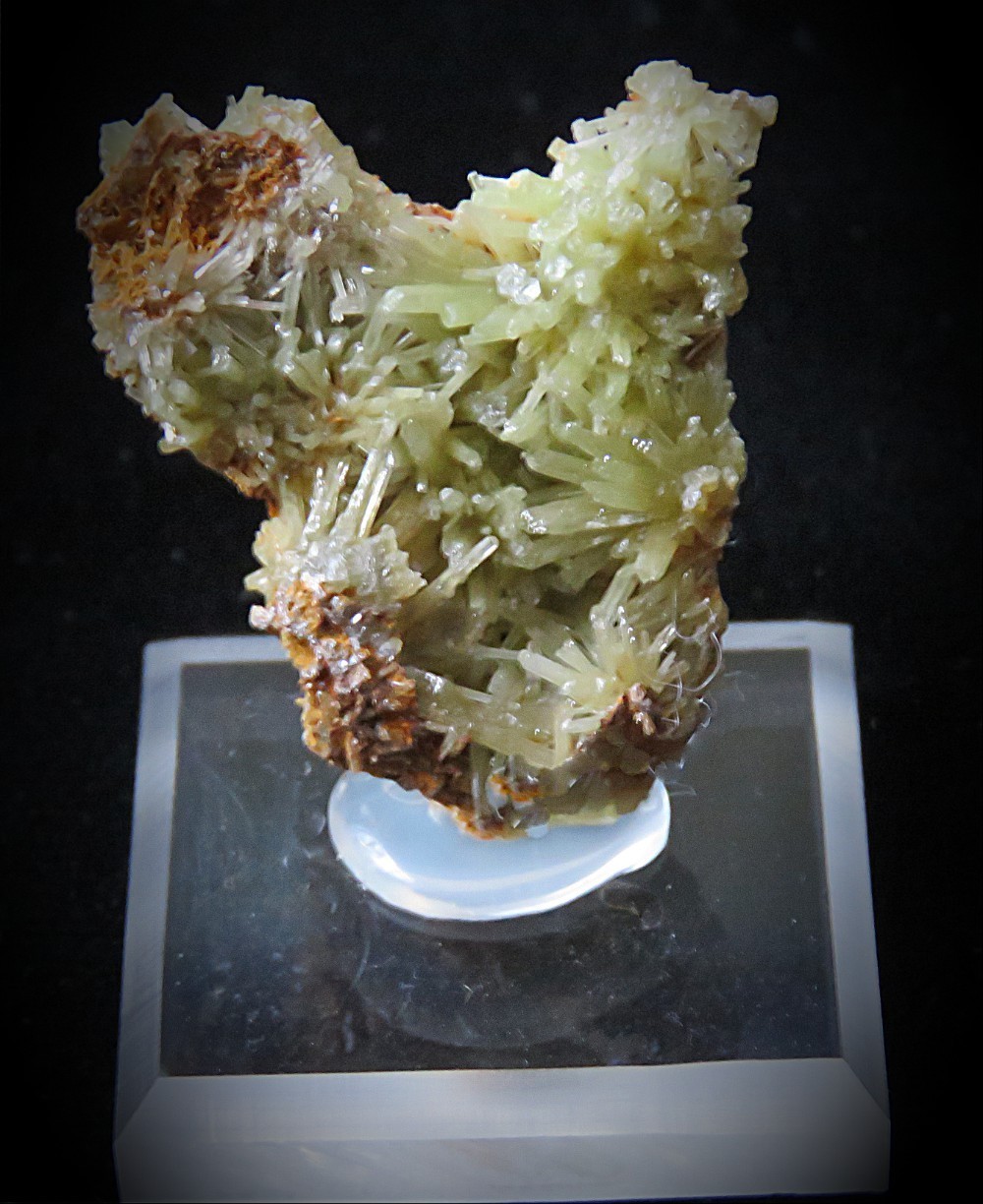 Pyromorphite Crystals- 1 1/4″ x 1 1/4″- Guangxi Province, China
