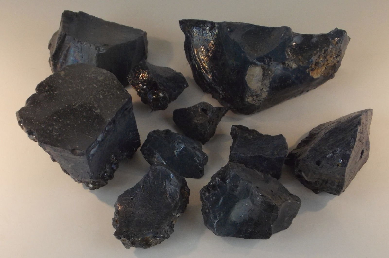 GRAY and BLUE SLAG GLASS – Lot of 10 pieces – 642 grams / 9.6 cm – GERMANY 27481