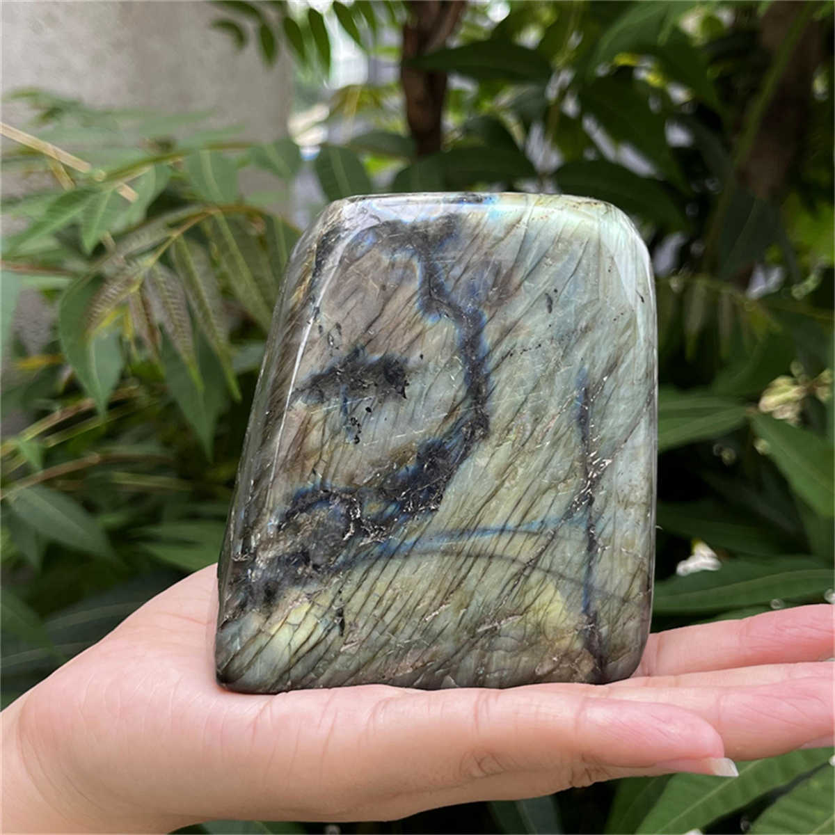 690g Natural Labradorite Mineral Quartz Crystal Mineral Reiki healing