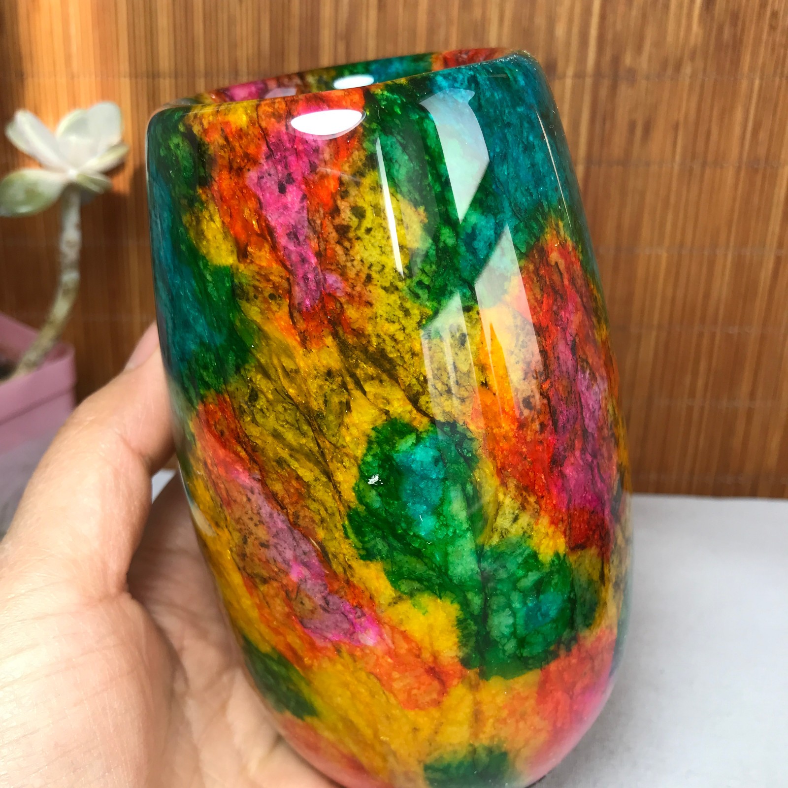 Natural “Seven Colors Jade” vase specimen -Taiwan China 1050g 129mm A3729