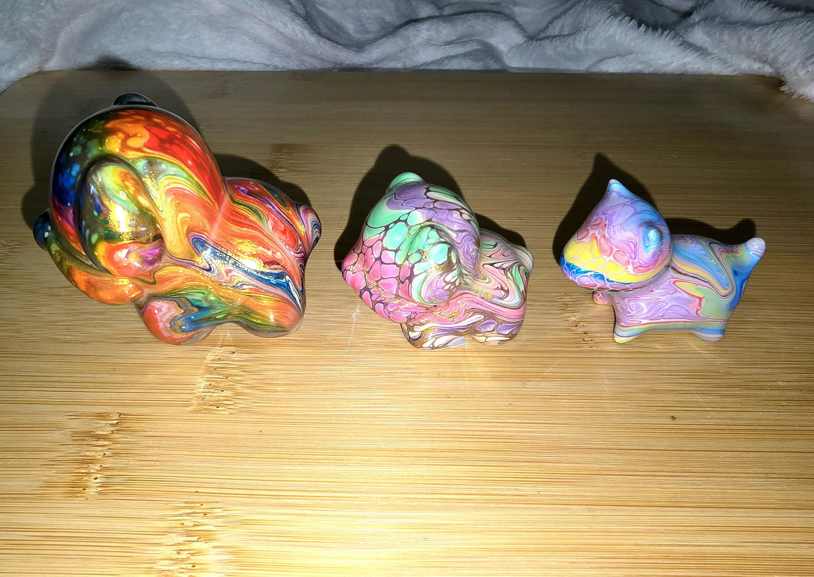 Colorful Daqi Dog Puppy Lacquer Painted Sandalwood