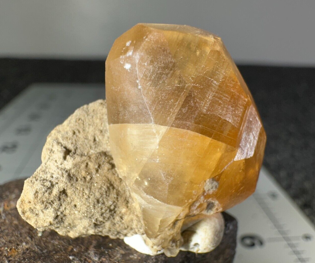 ➤1-1/4″ TWIN CALCITE CRYSTAL on Matrix -DeBolt Quarry Richmond Indiana VIDEO➤638