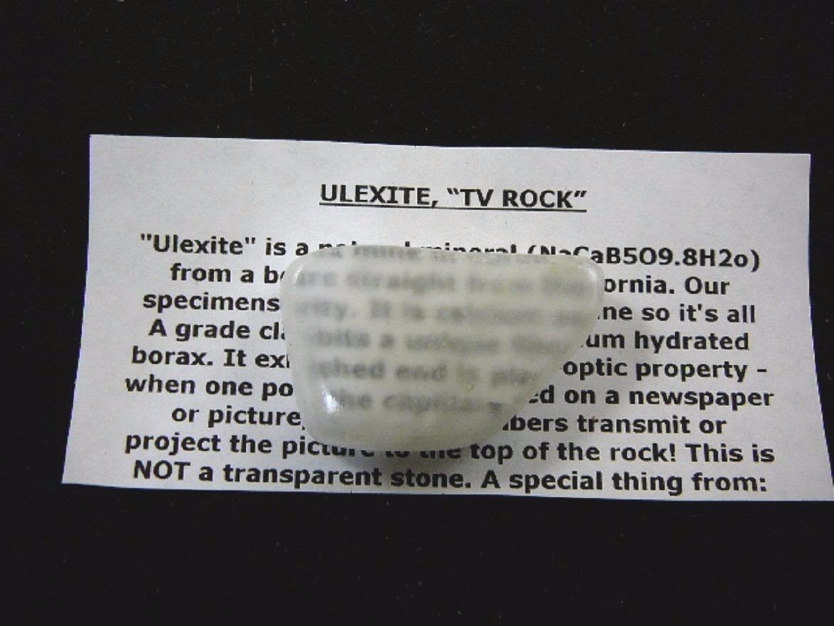 (r33-56) 1-5/8″ Ulexite stone Mineral TV rock Boron, CA from borax mine specimen