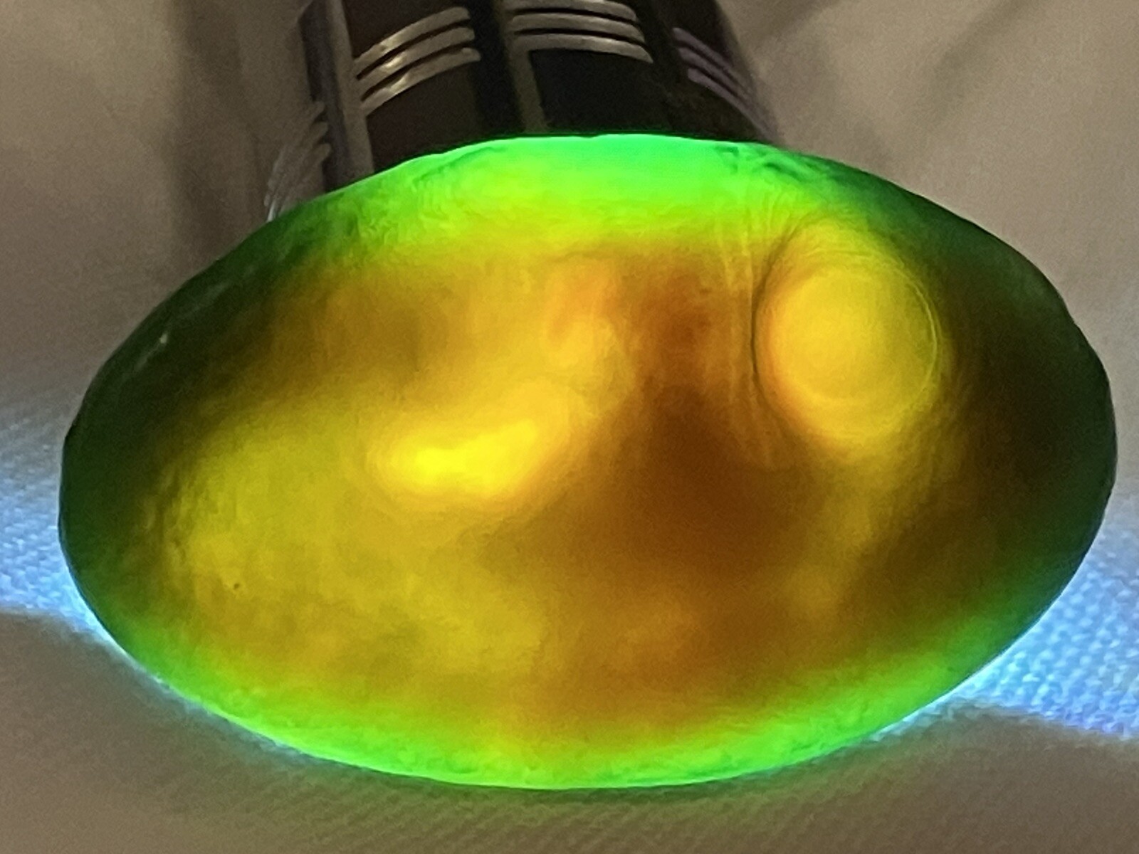 RARE Gobi Eye Agate Bonsai Suiseki Flat Palm Stone Green 18g