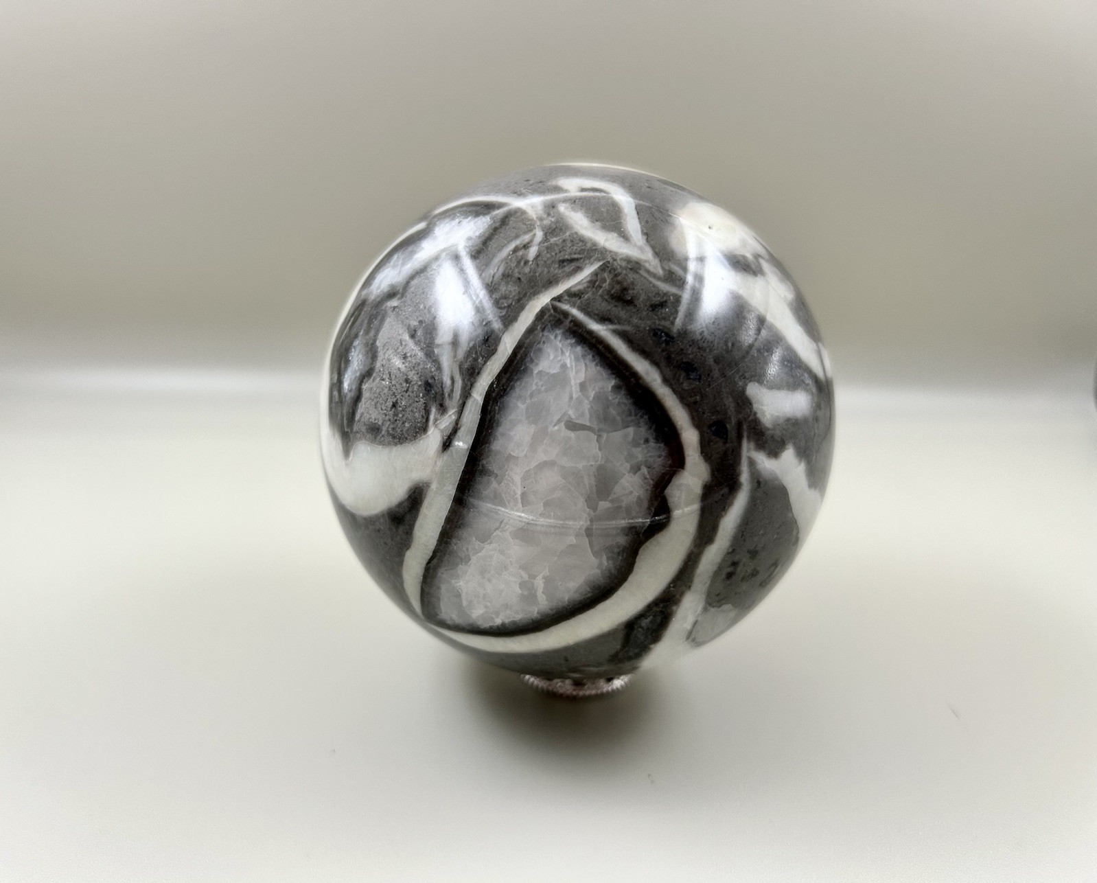 Zebra Marble/Zebra Jasper/Zebra Stone Crystal Sphere Polished Ball 3″