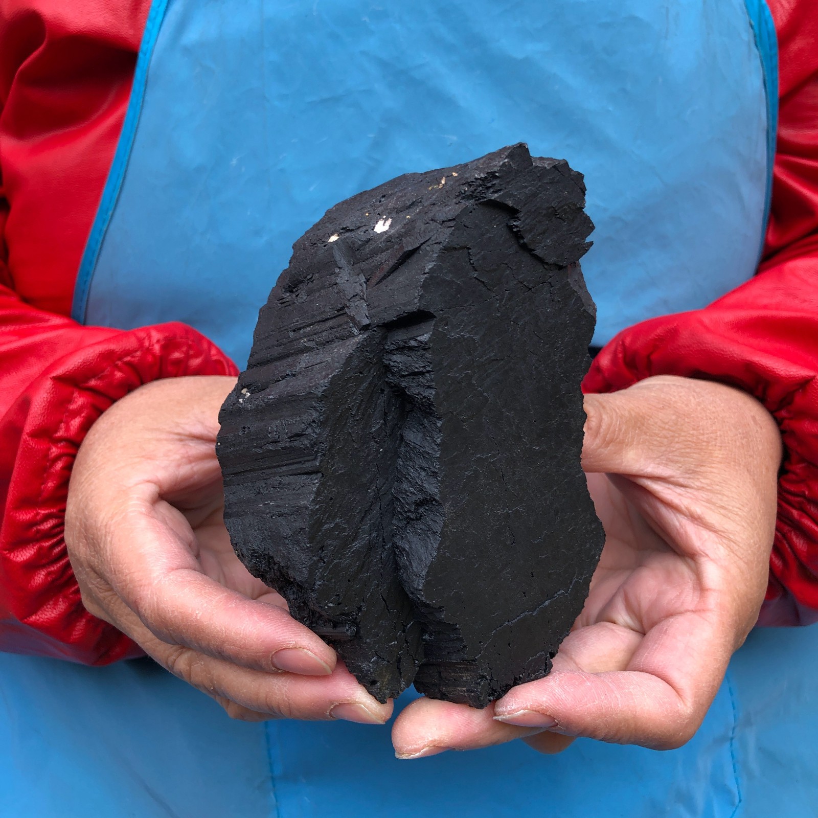 2 pieces 5.25LB Natural Black Tourmaline Crystal Stone Mineral Specimen 3390