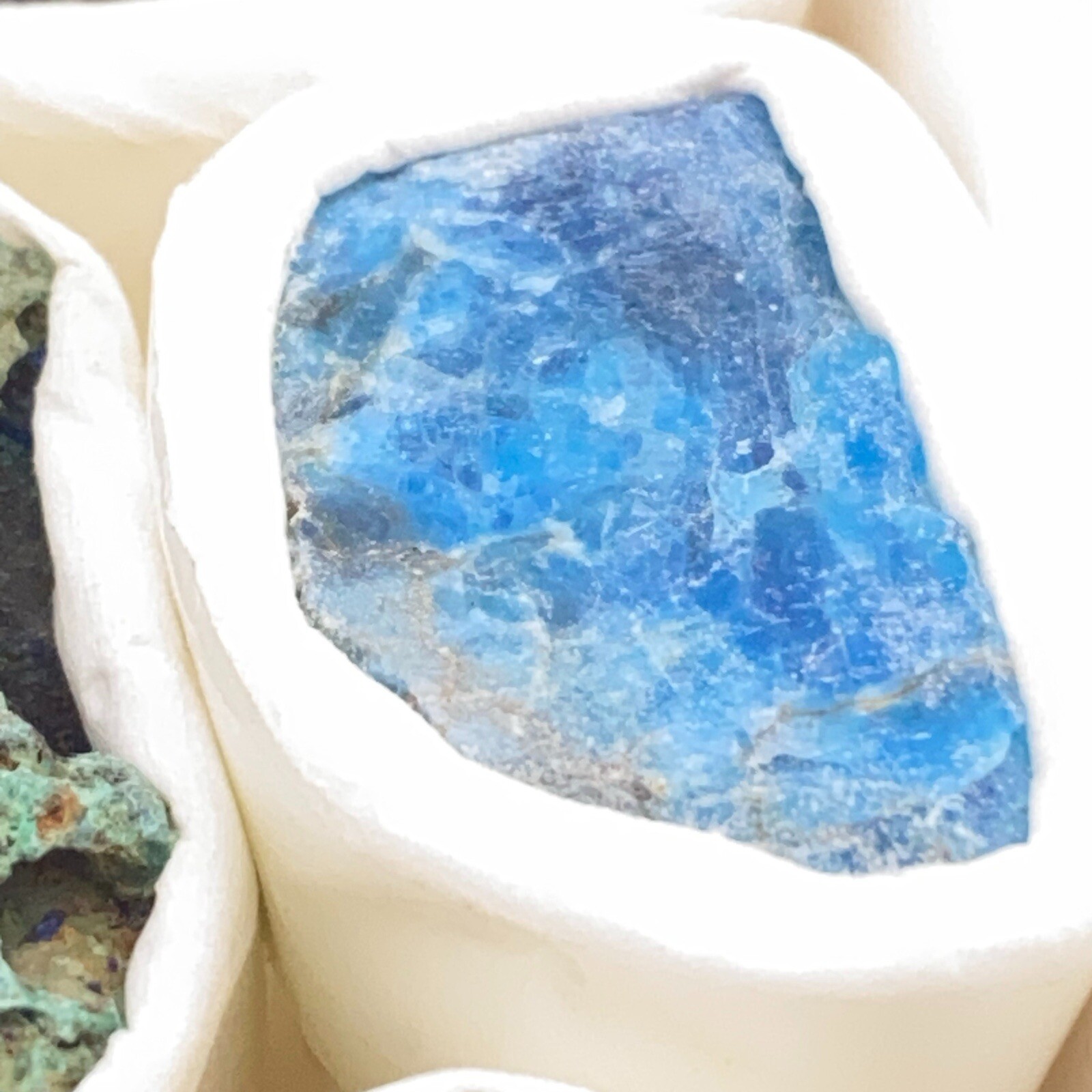 12 Pc Lot Random Mixed Crafters Gems Crystal Natural Rough Raw Mineral Rock Box