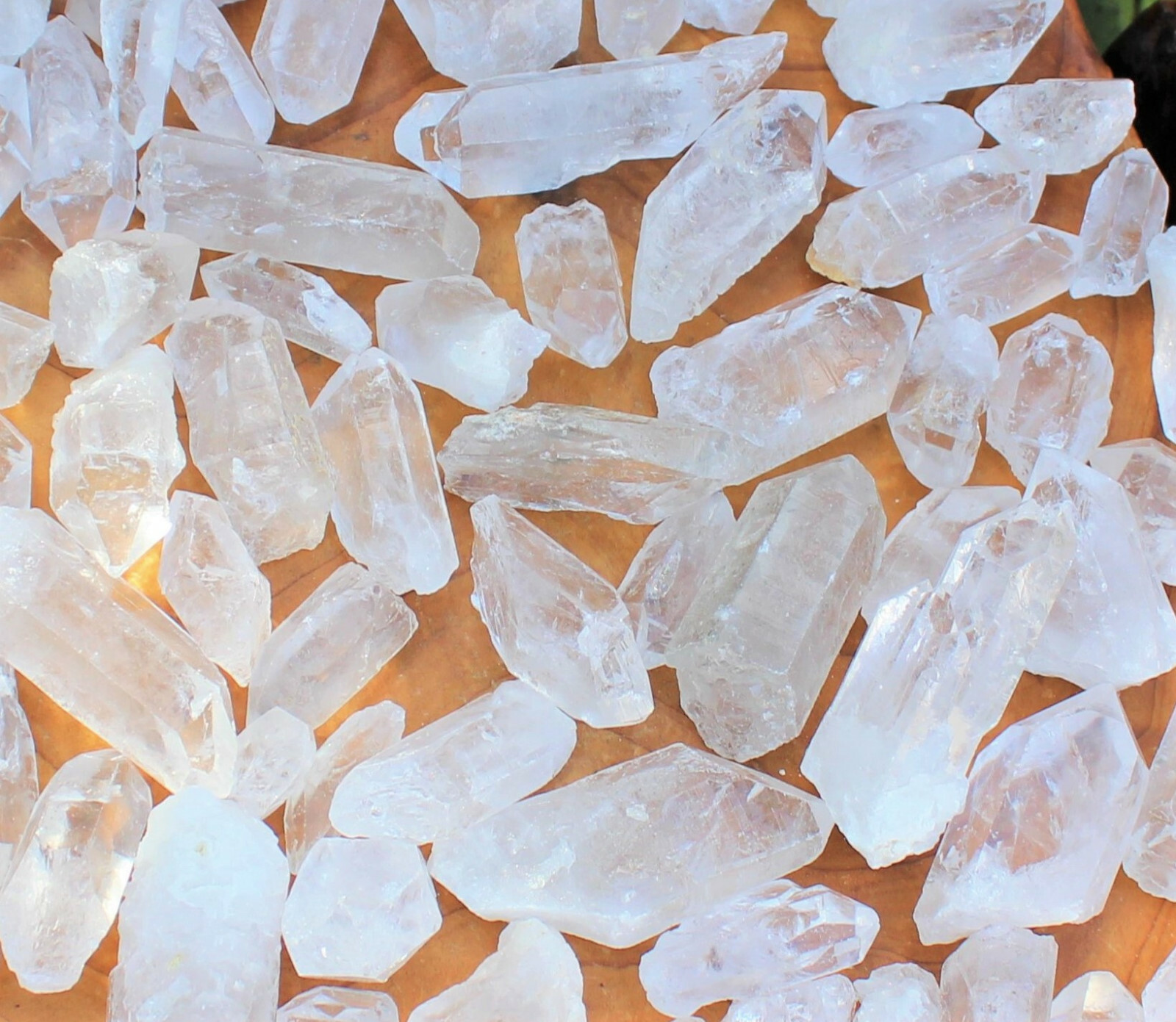500 Carat Lot Natural Clear Quartz Crystal Points Wand US Seller (100 Gram)