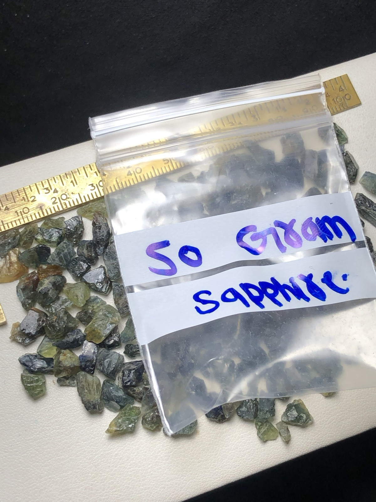 50 Gram / Beautiful natural rough party Sapphire
