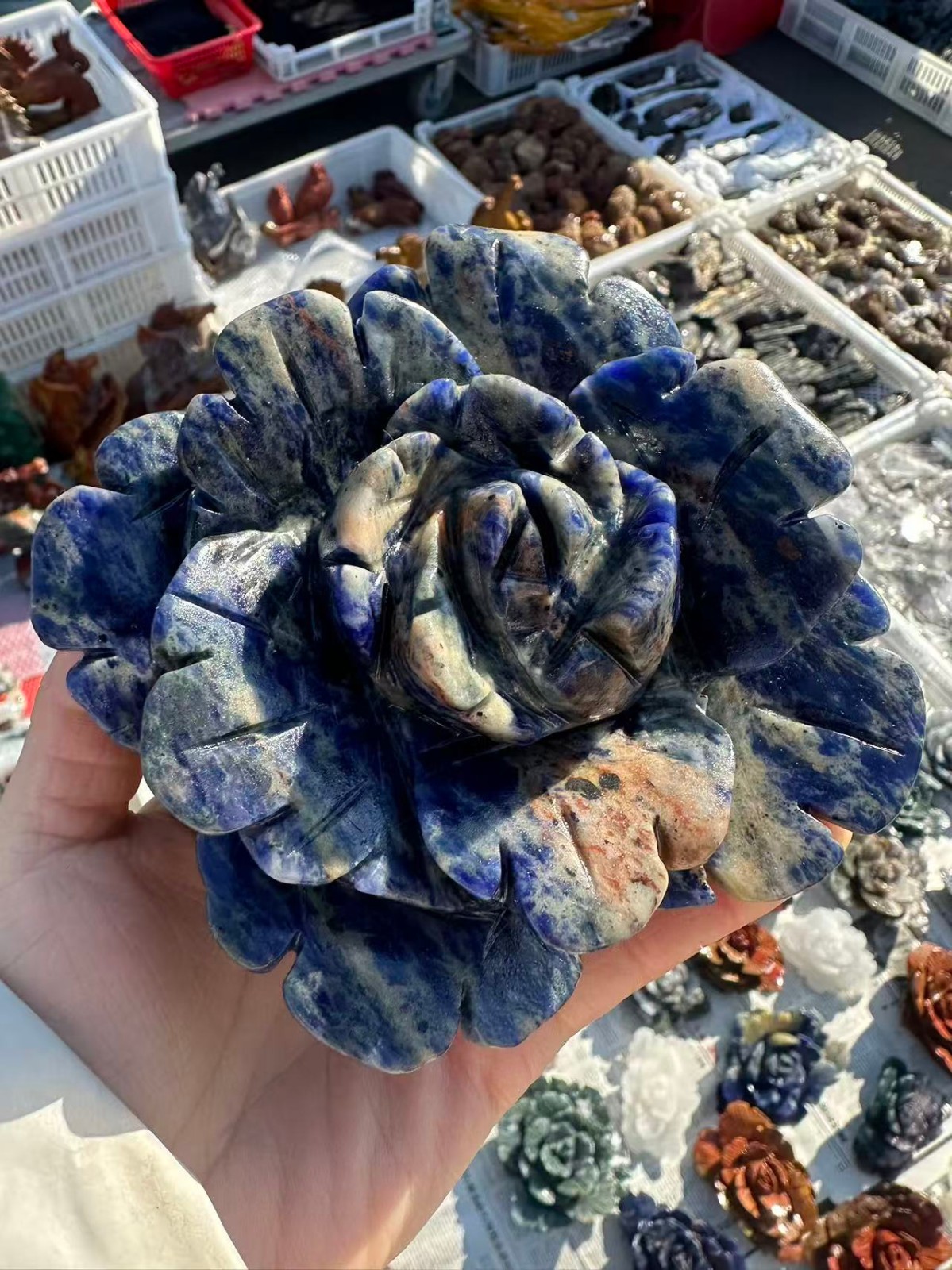 1pc Natural Sodalite Quartz Carved Flower Skull Crystal Reiki Decor Gift