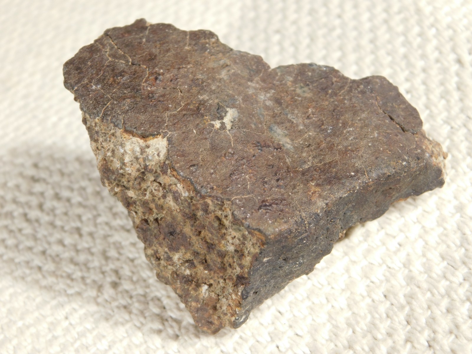 Classified NWA 8245 METEORITE 100% Natural FELL on Erfoud, Morocco 114gr