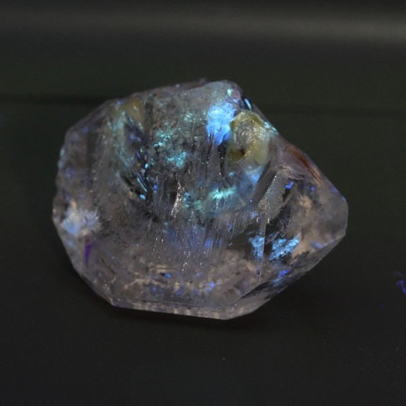 Minerals And Precious Stones. Quartz Petroleum. 8.91 Ct. Balochistan, Pakistan.