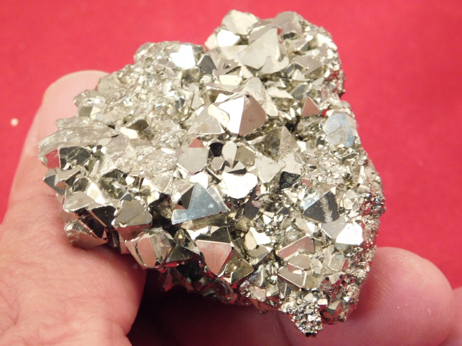 PYRAMID Shaped Crystals! Tetrahedron PYRITE Crystal Cluster Peru 165gr