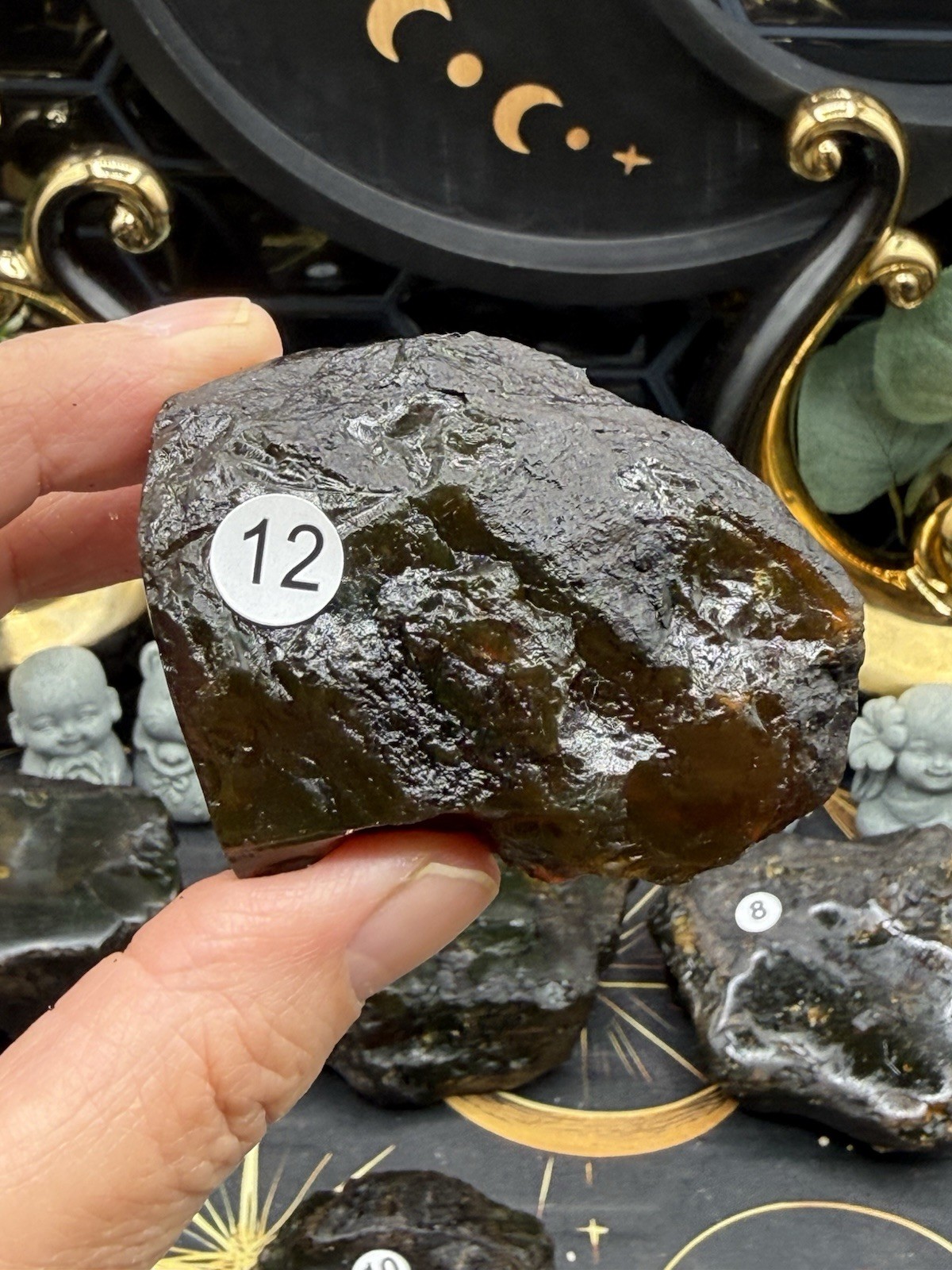 Natural Black Indonesian Amber Uvreaction Great pieces Free ship