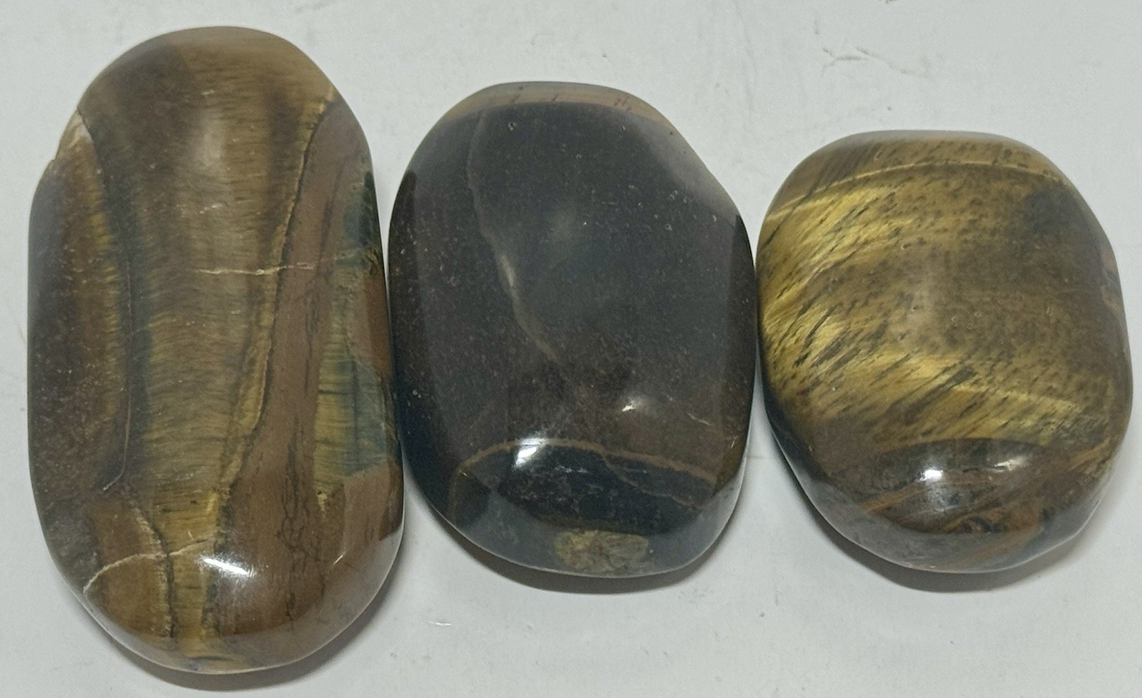 Tiger’s Eye 10-pc Set:Towers, Palm Stones, Mini Alien Head, Bracelet & Necklace