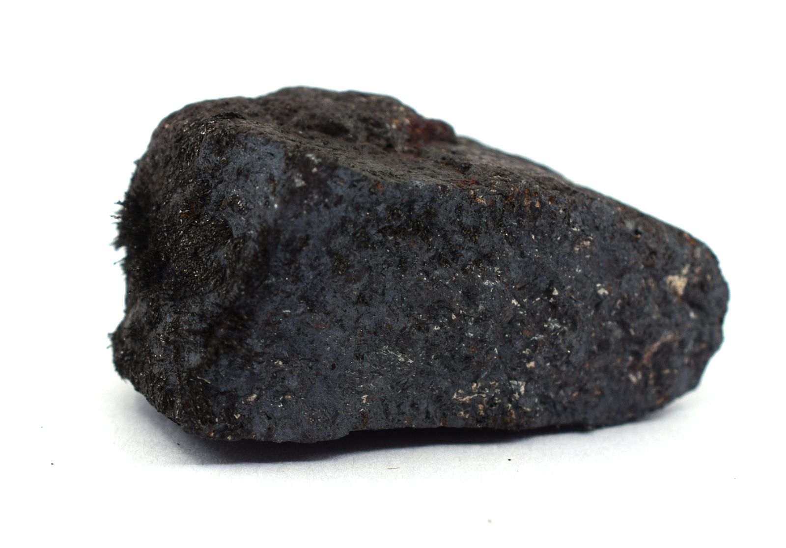 Raw Lodestone Mineral Specimen, 1″ – Geologist Selected Samples – Eisco Labs
