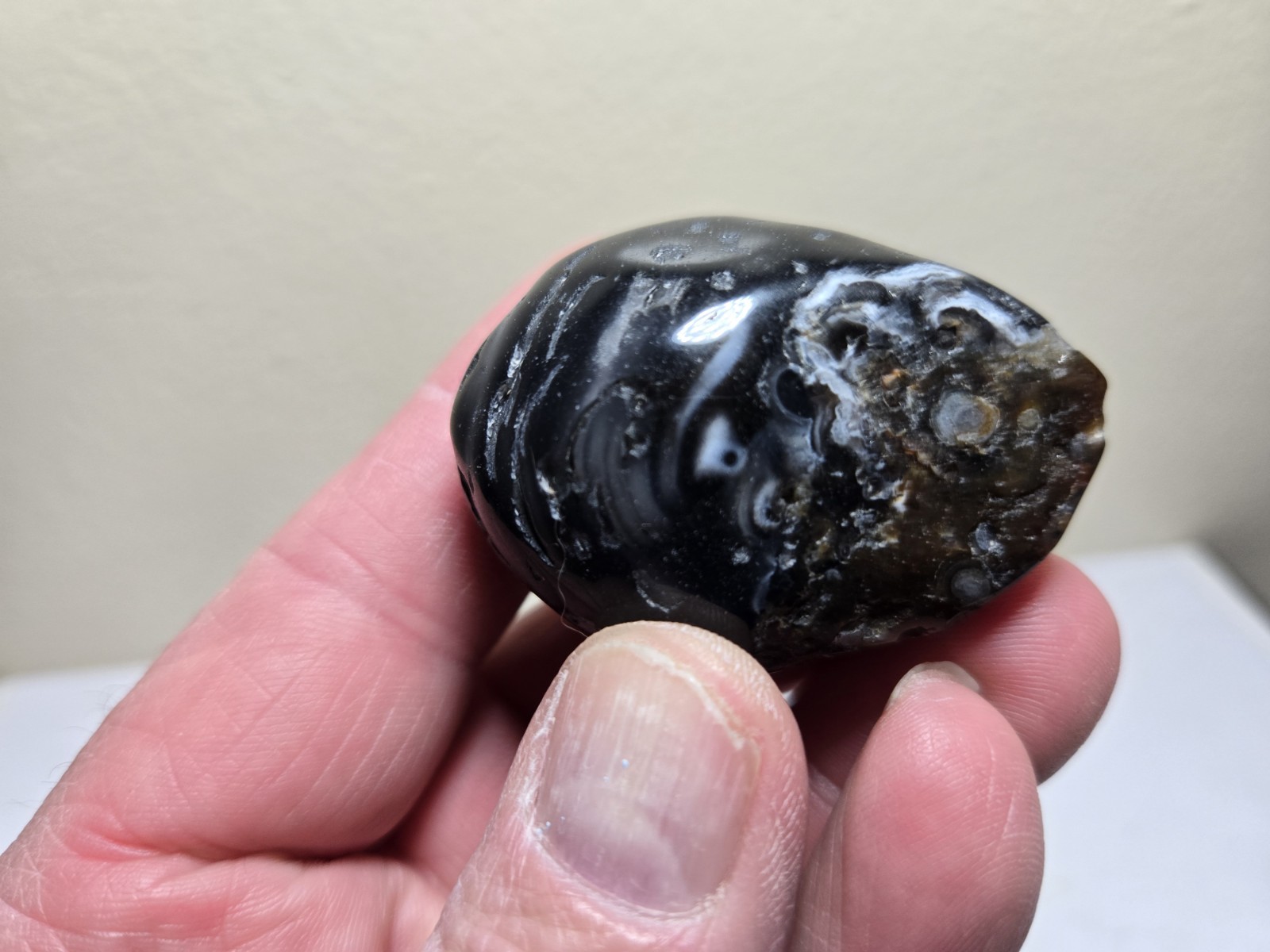 Enhydro Fluid Inclusion Agate Quartz Water Inside, Medium Pocket! Video! 46.8g