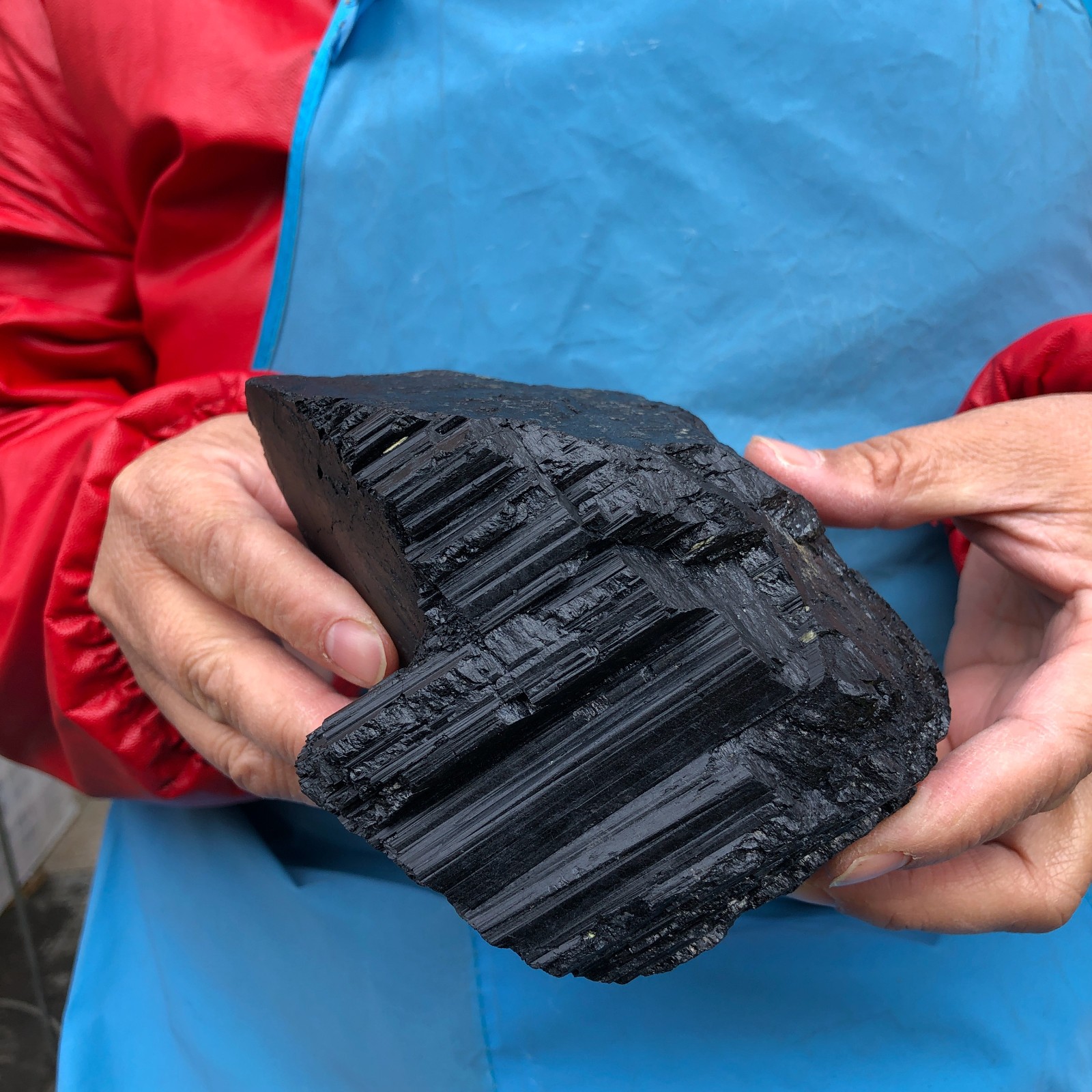 2 pieces 5.25LB Natural Black Tourmaline Crystal Stone Mineral Specimen 3390
