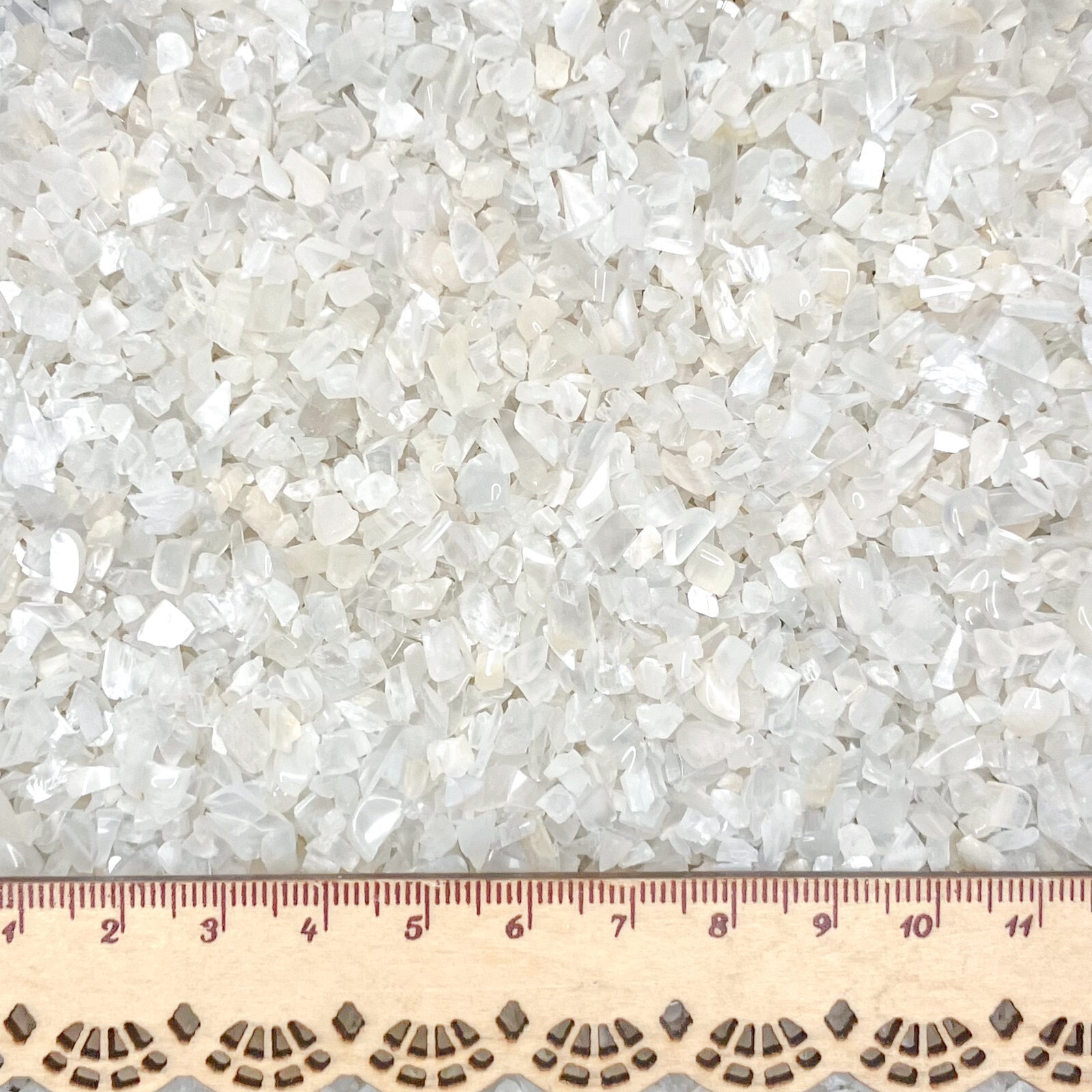 Crushed White Moonstone, 2mm-4mm, for Resin Molds and Orgonites, Embellishments