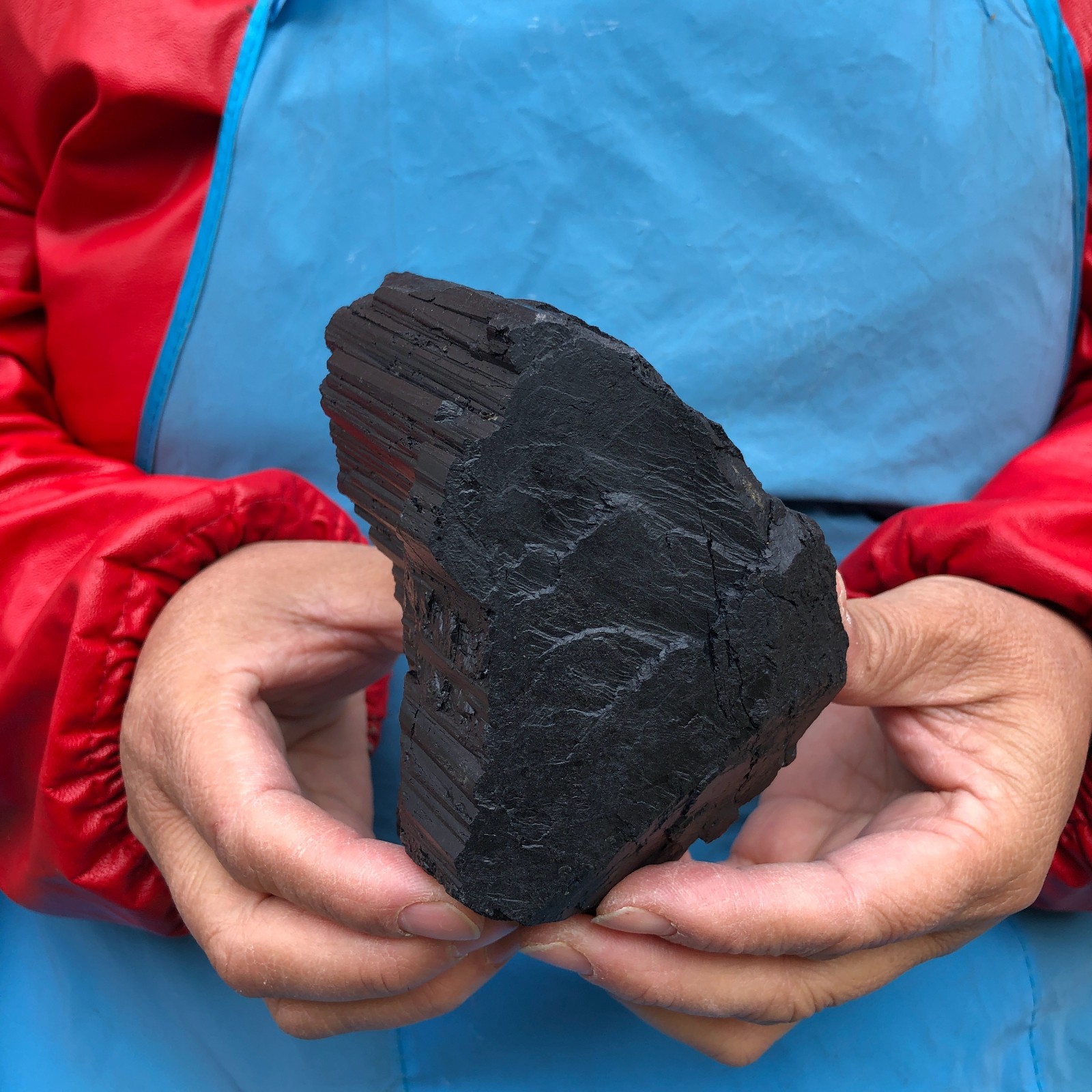 2 pieces 5.25LB Natural Black Tourmaline Crystal Stone Mineral Specimen 3390