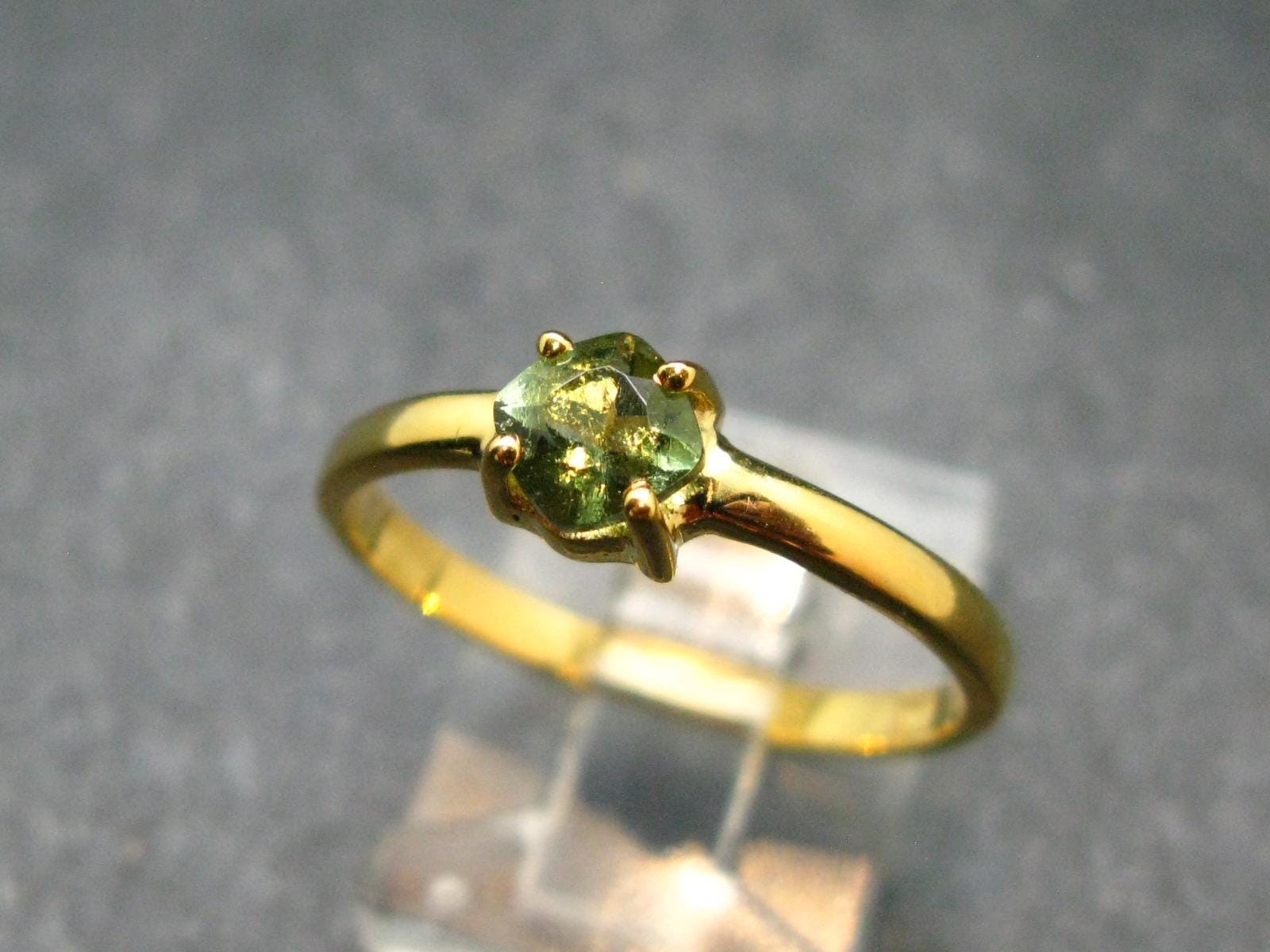 Moldavite Gold Plated Silver Facetted Ring – Size 8.25 – 1.81 Grams