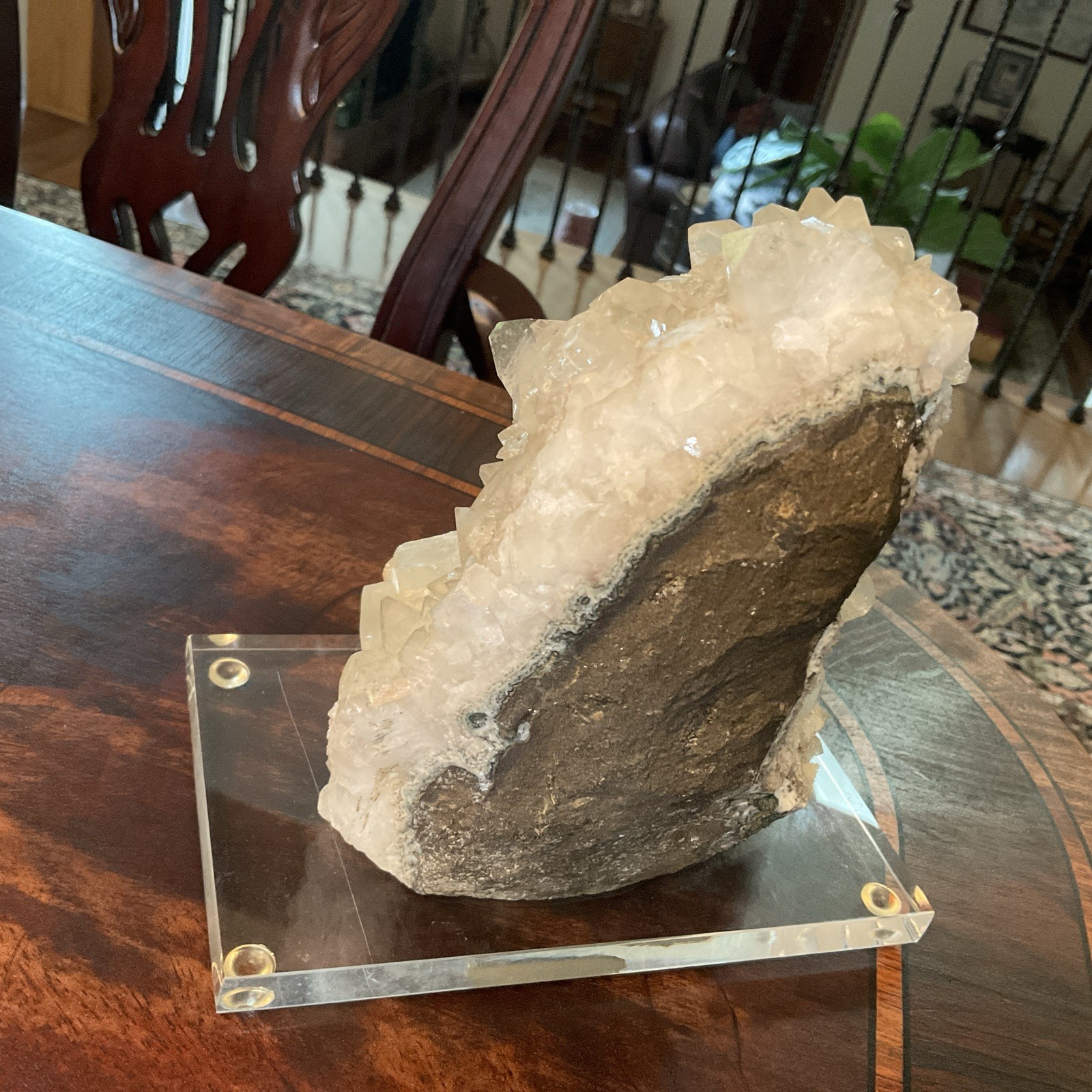 Large Quartz Crystal Cluster w/ White & Peach Minerals Lucite Display 7.5” Tall