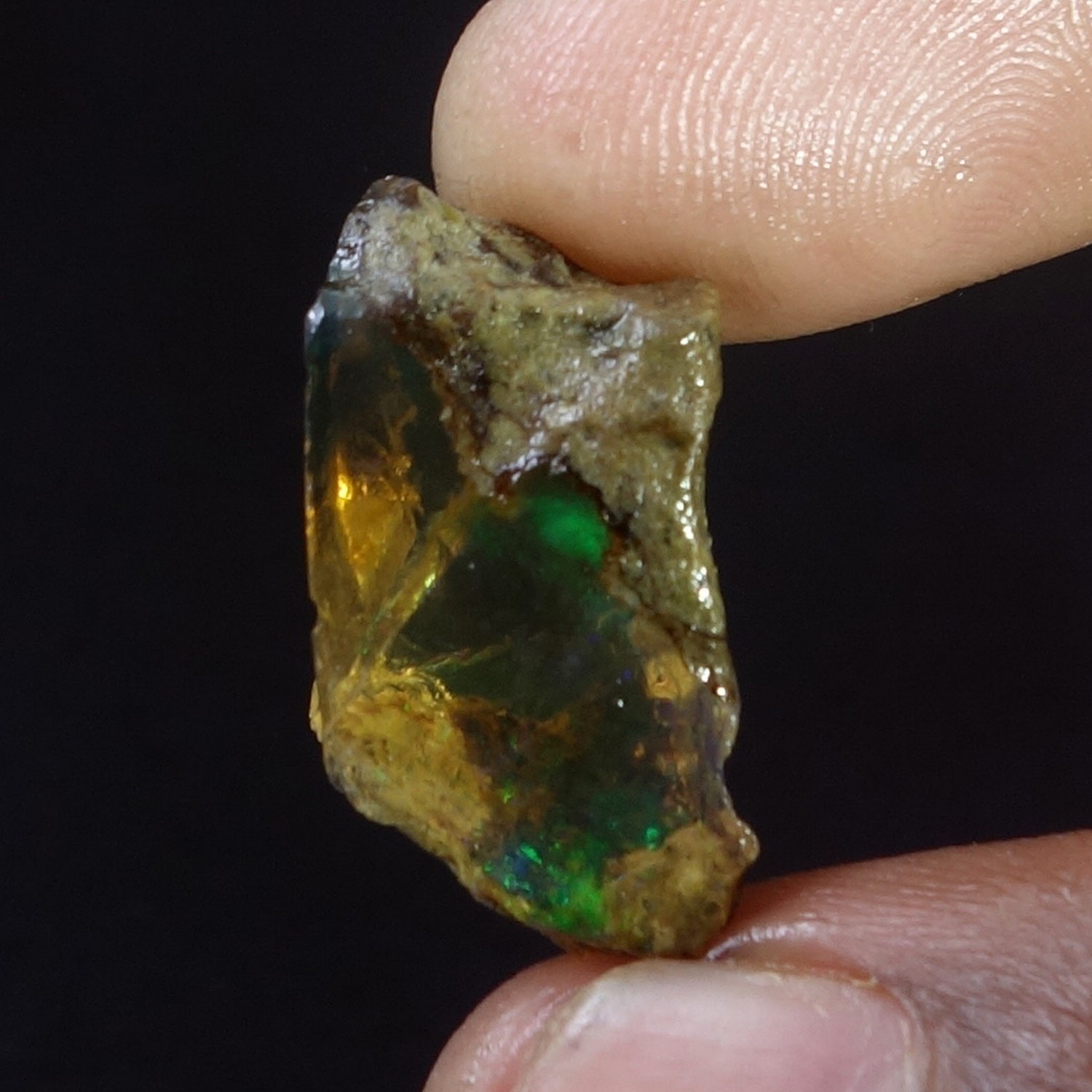 16.00 Cts Black Opal 100% Natural Welo Fire Ethiopian Oil Opal Rough Gemstone