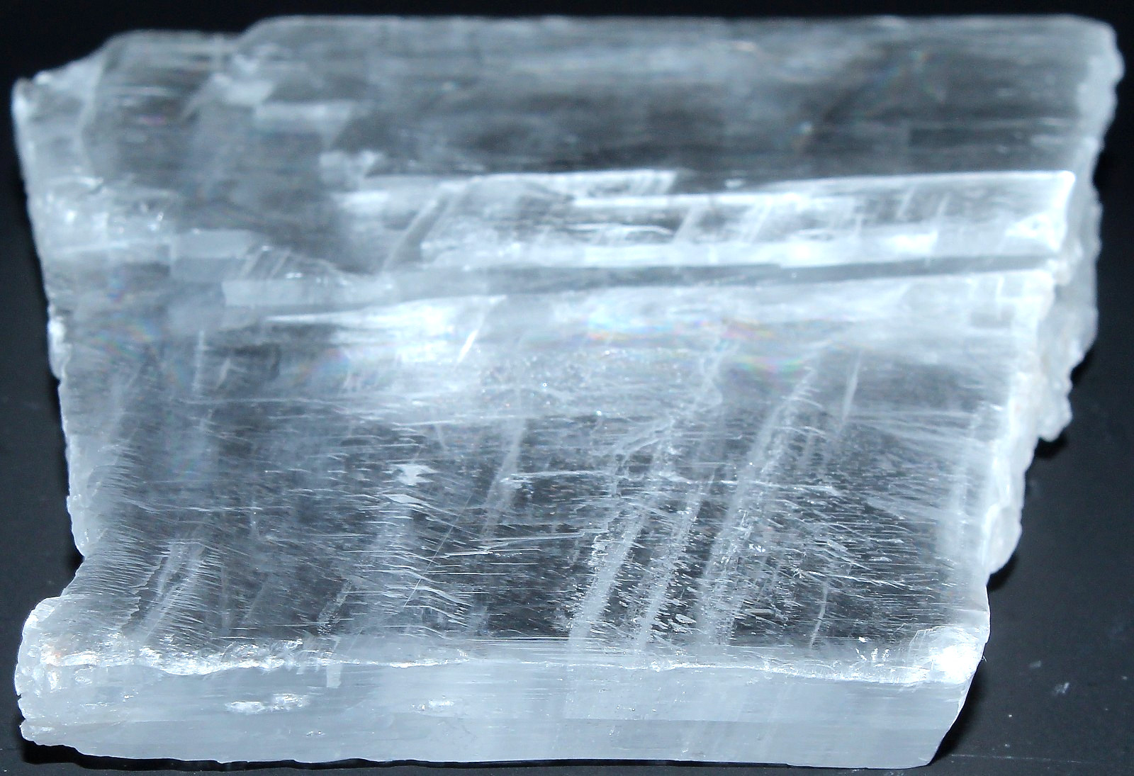 XL AAA Utah Ice Selenite Slab / 6.20″ (157.48mm) / 16.00 oz (453.59gr) / 3725