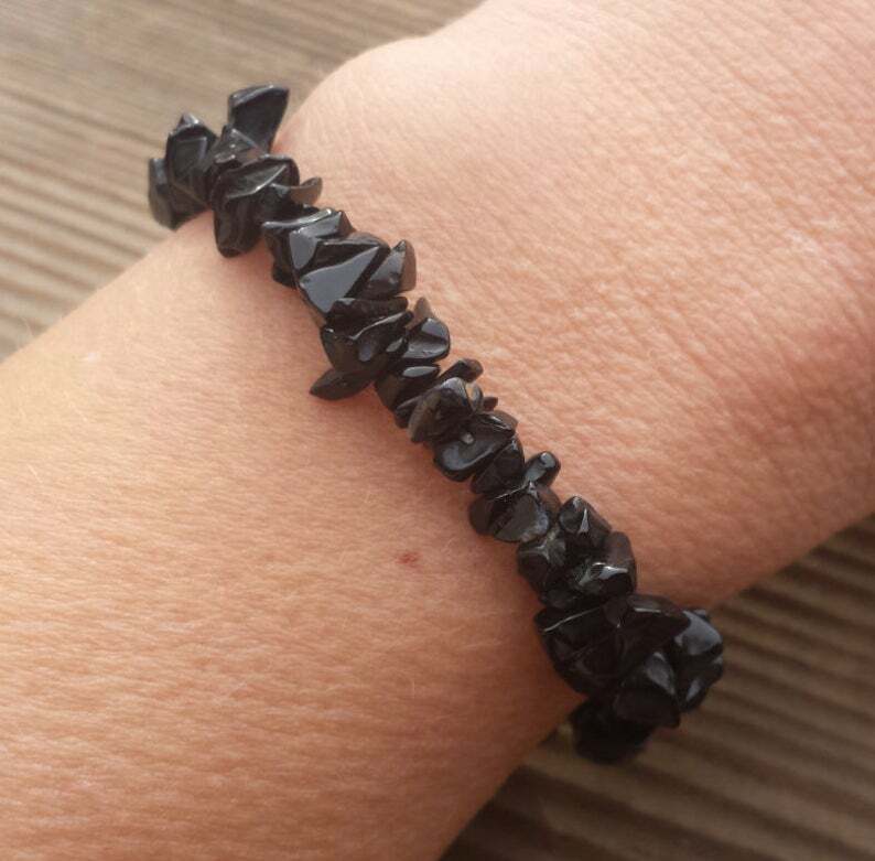 NATURAL ONYX STONE GEMSTONE STRETCHY CHIP BRACELET