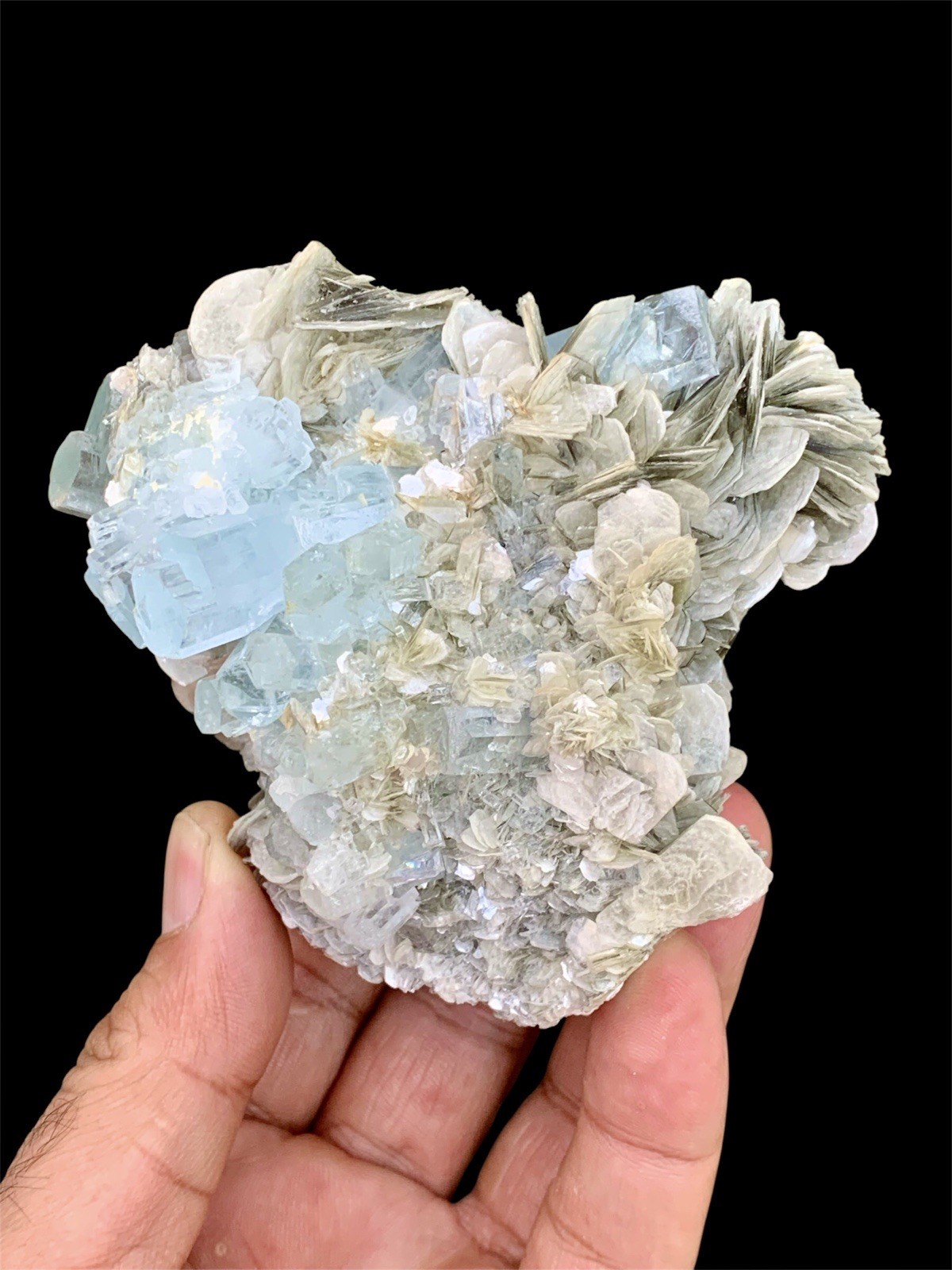 579 Grams Aquamarine Cluster With Mica Combine Specimen From Nagar Pakistan.